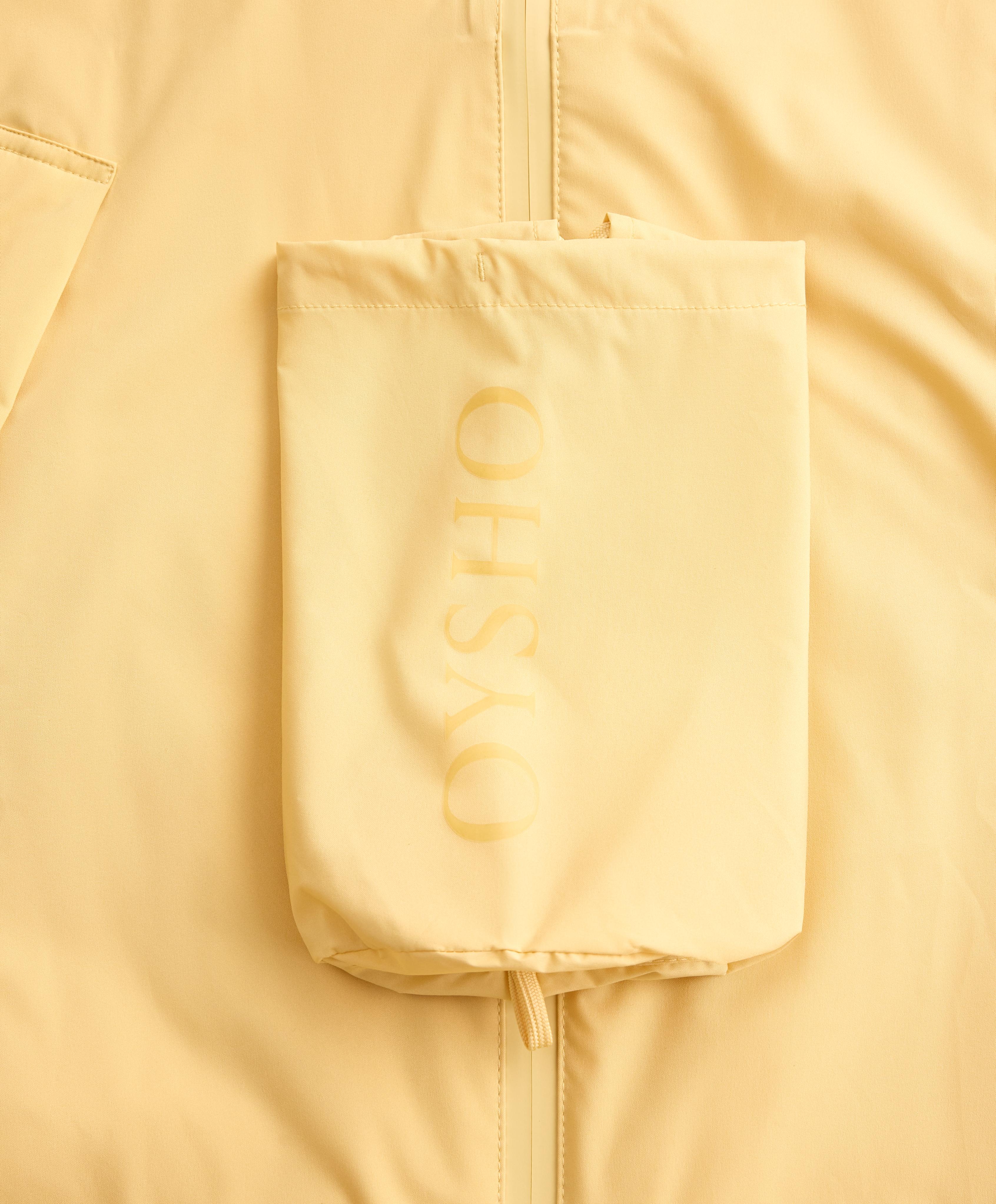 Packable super extra lightweight 10k waterproof jacket — MID-YELLOW