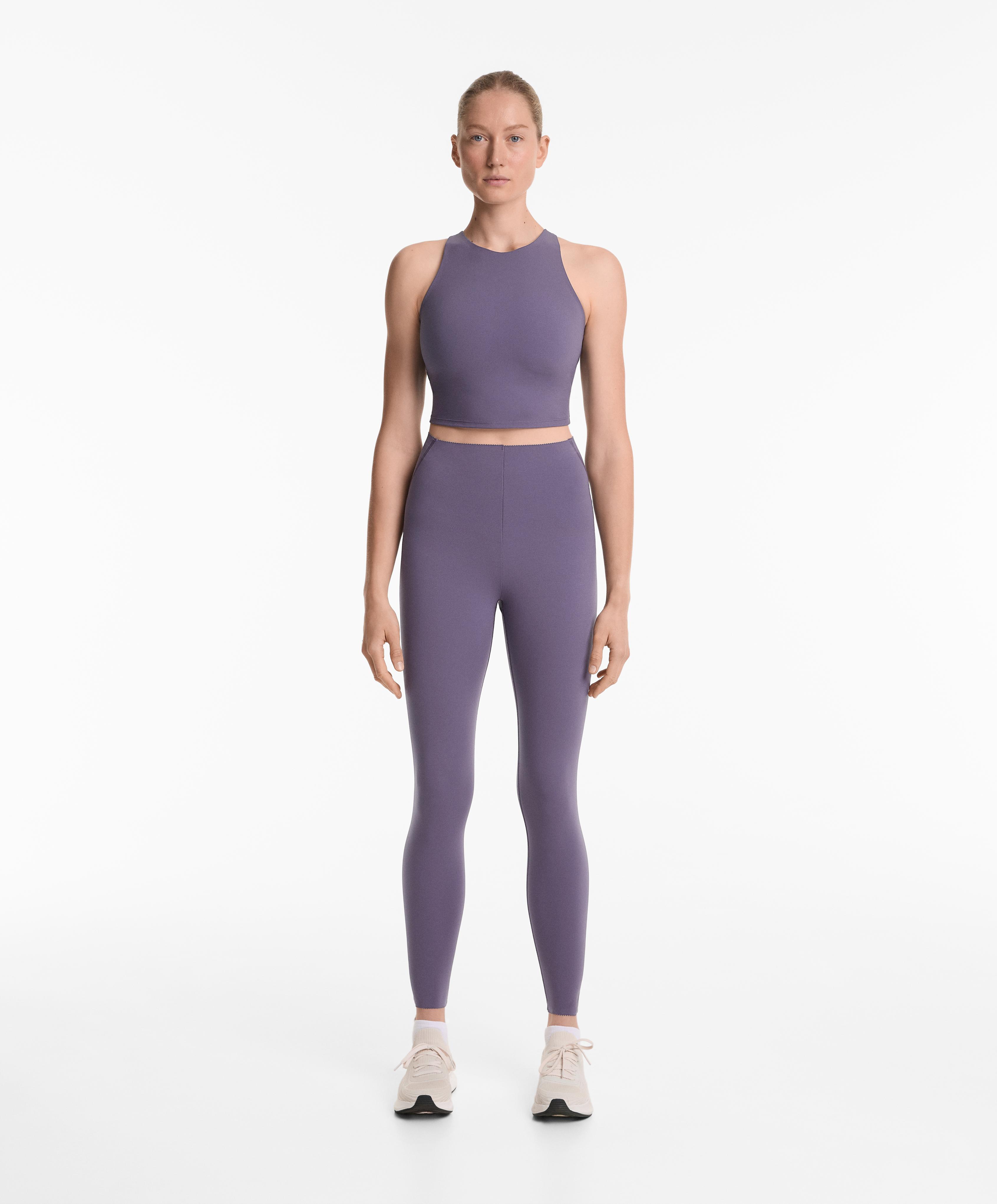 Mauve compressive core control total look