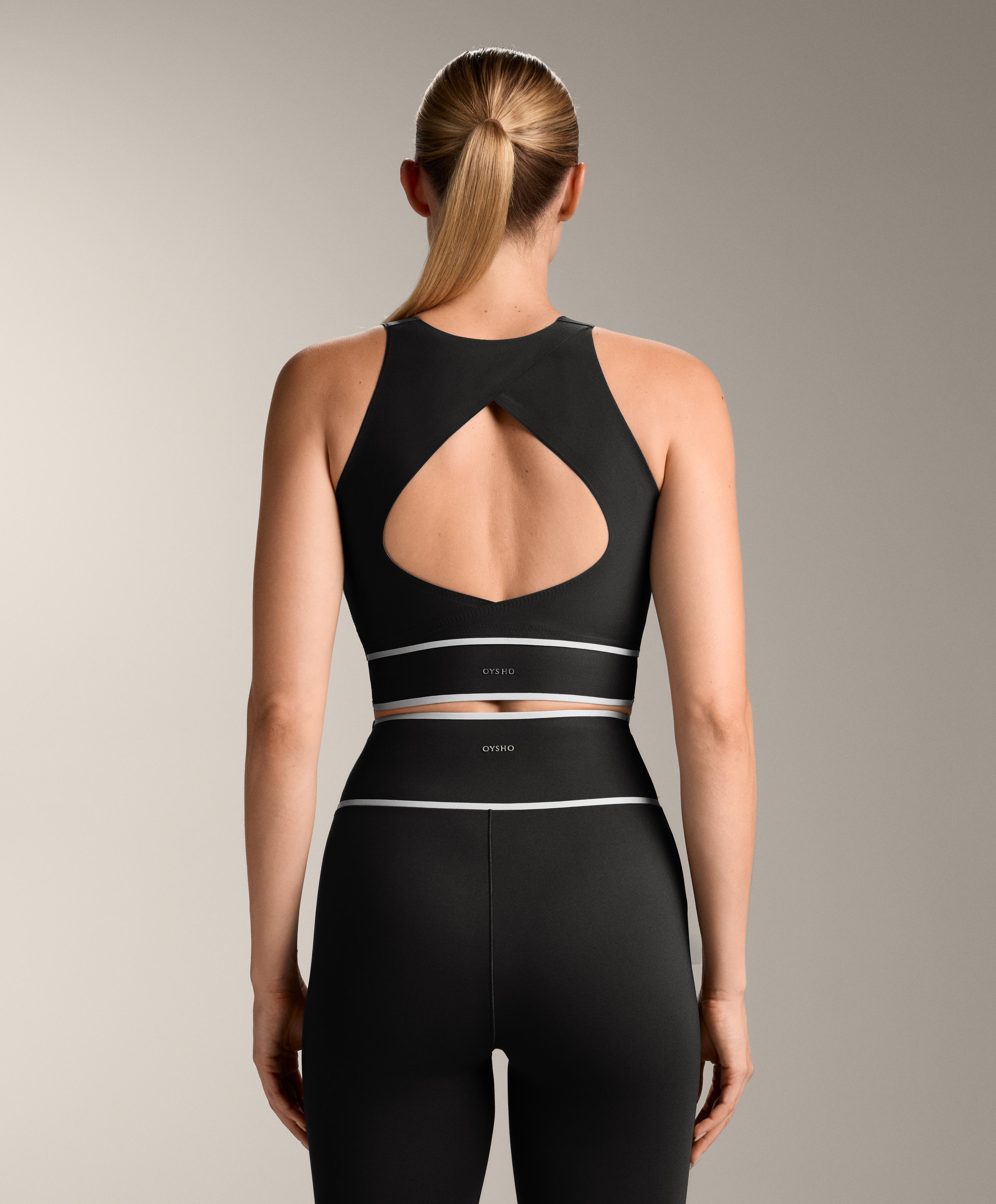 Perfect-adapt crossover strap Tank top