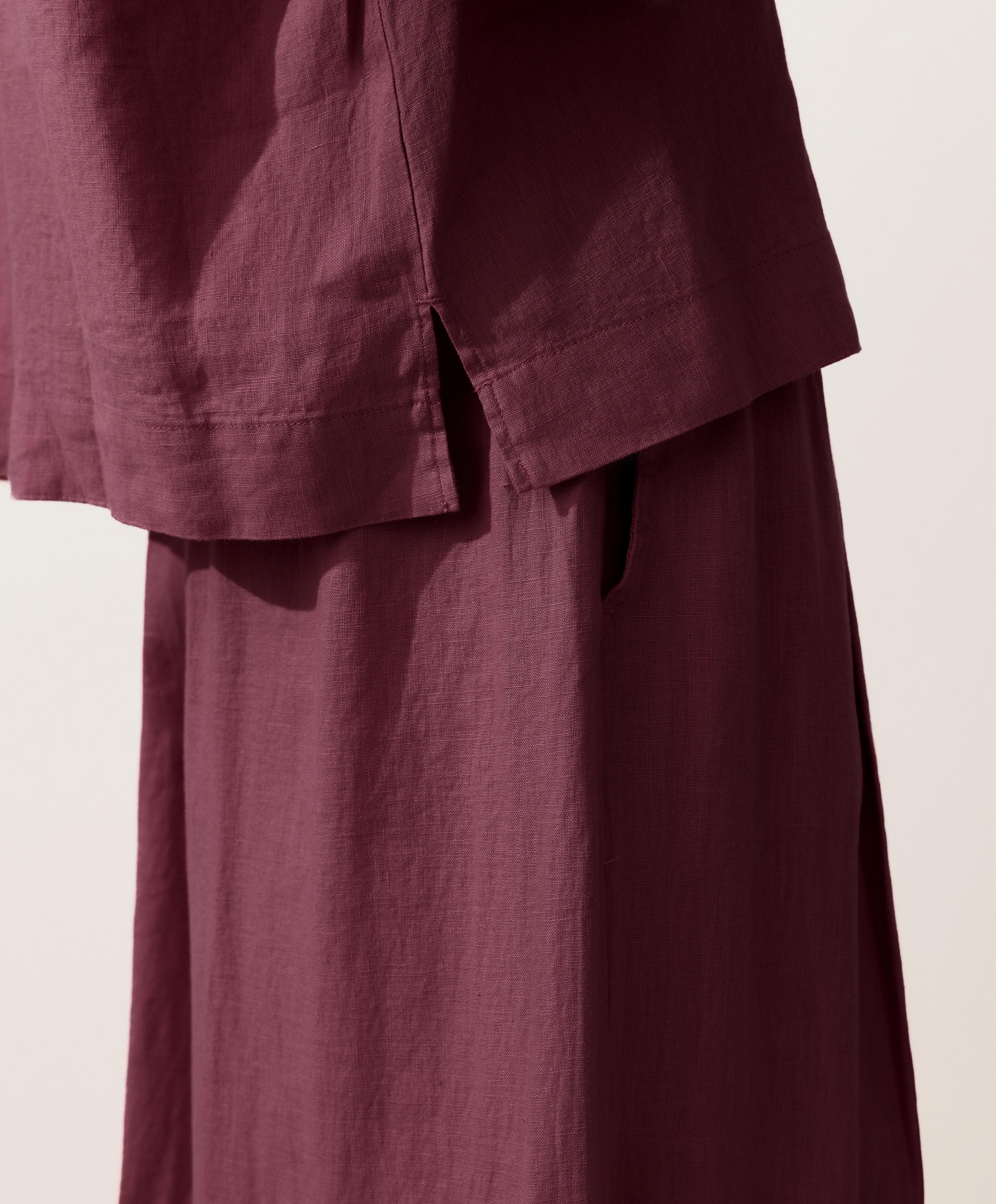 Oversize long-sleeve 100% linen polo shirt — CHERRY