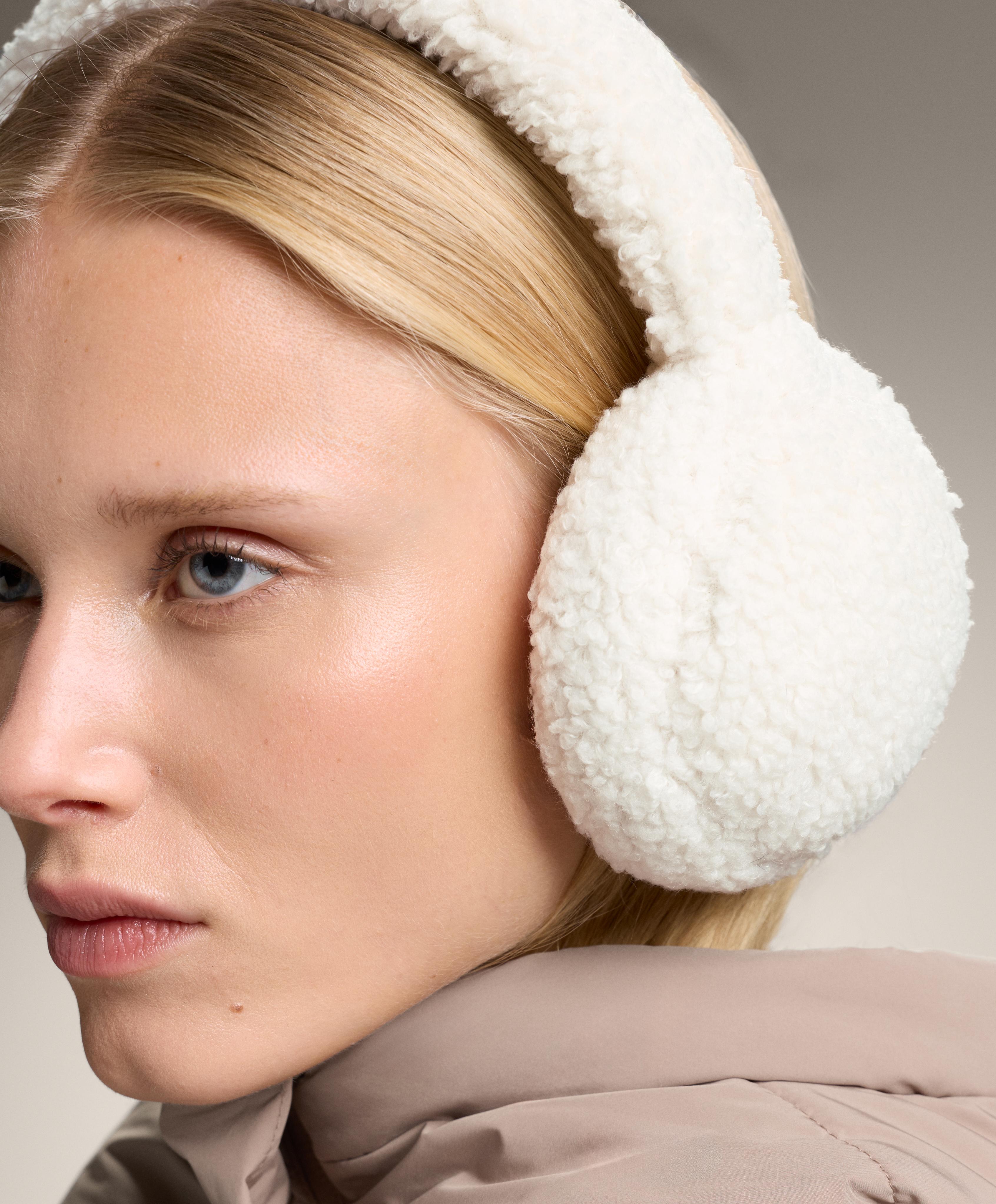 Faux shearling ear muffs - Sale