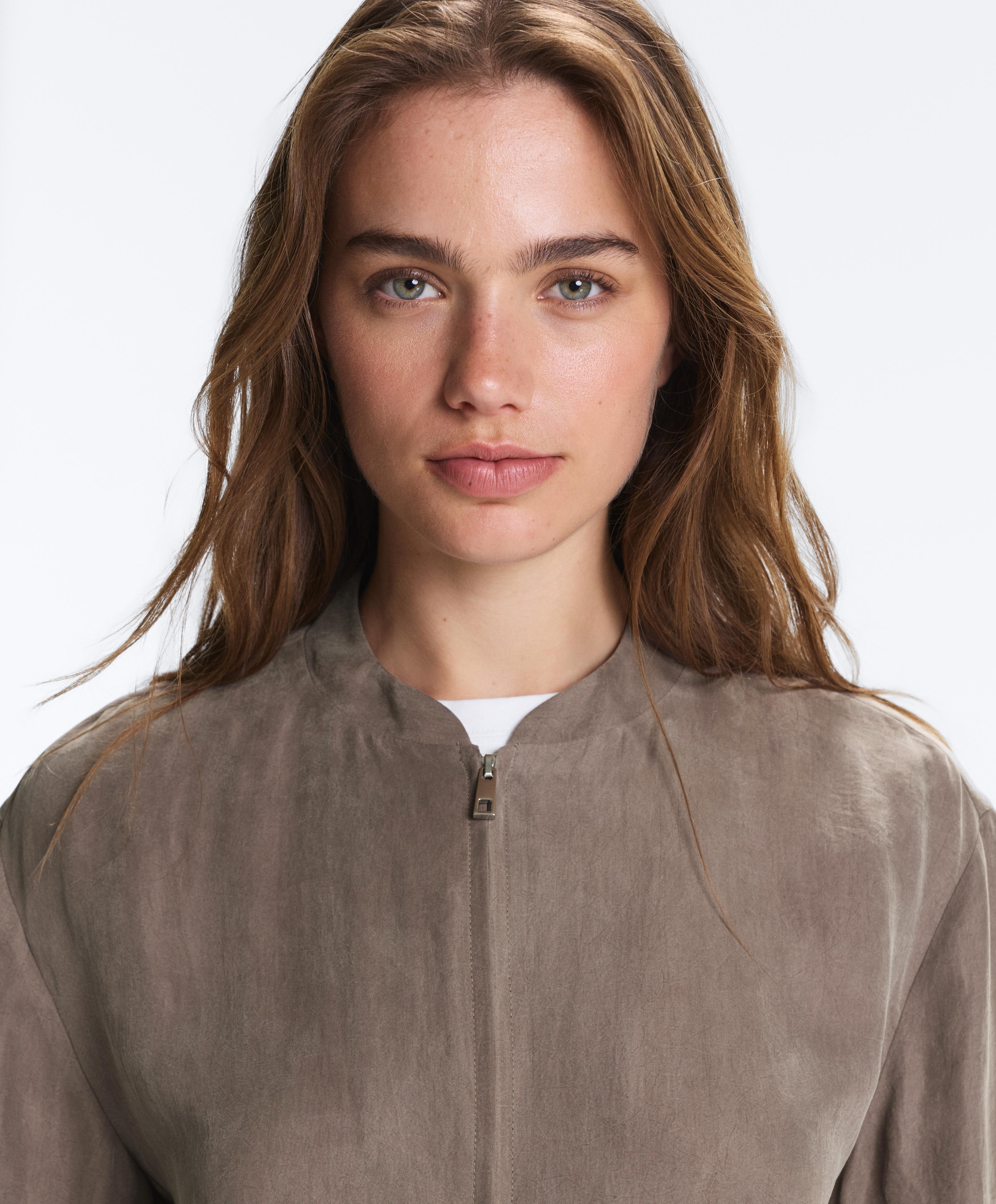100% lyocell bomber jacket 100% lyocell bomber jacket