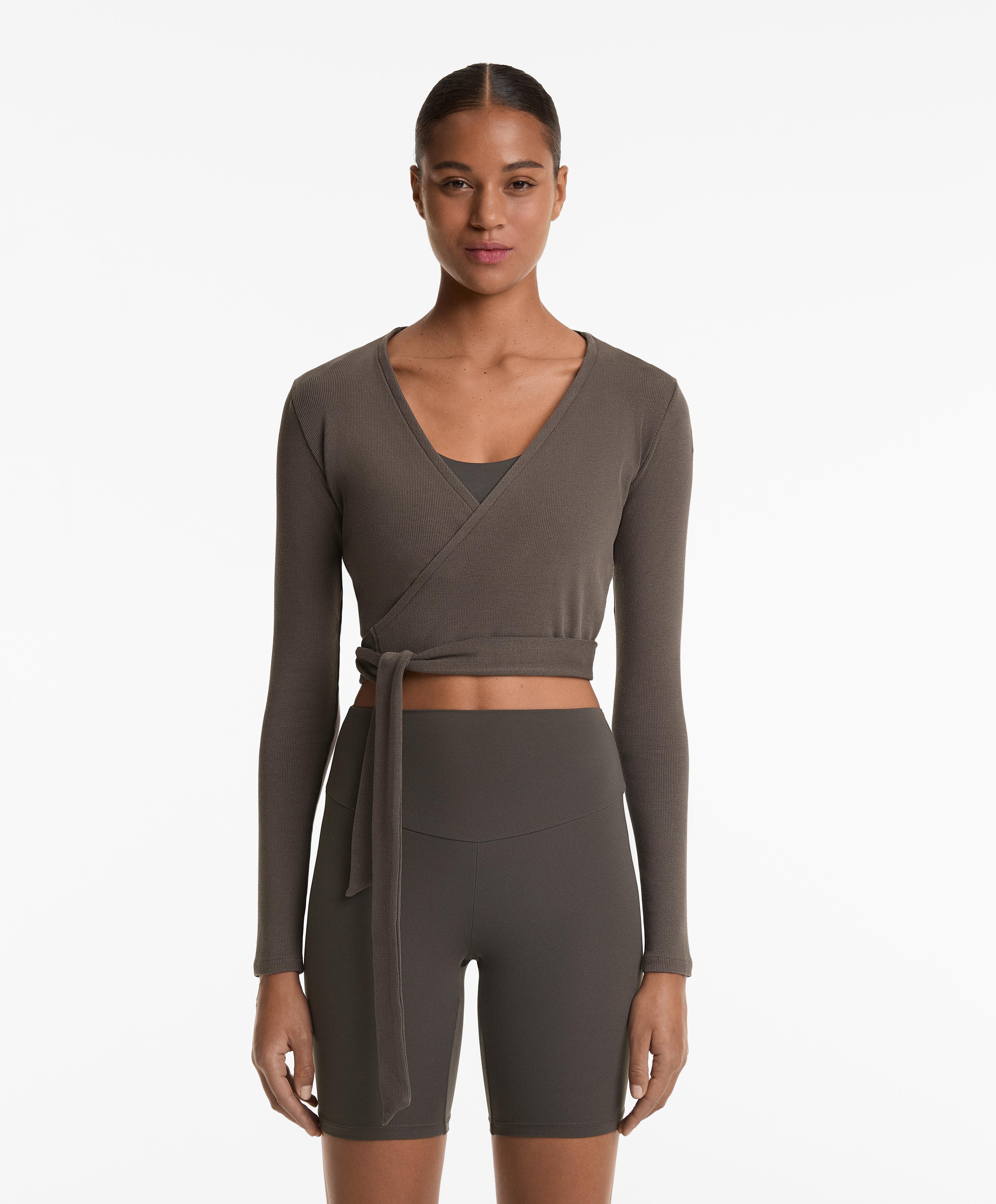 Heavy rib cotton blend wrap top with tie