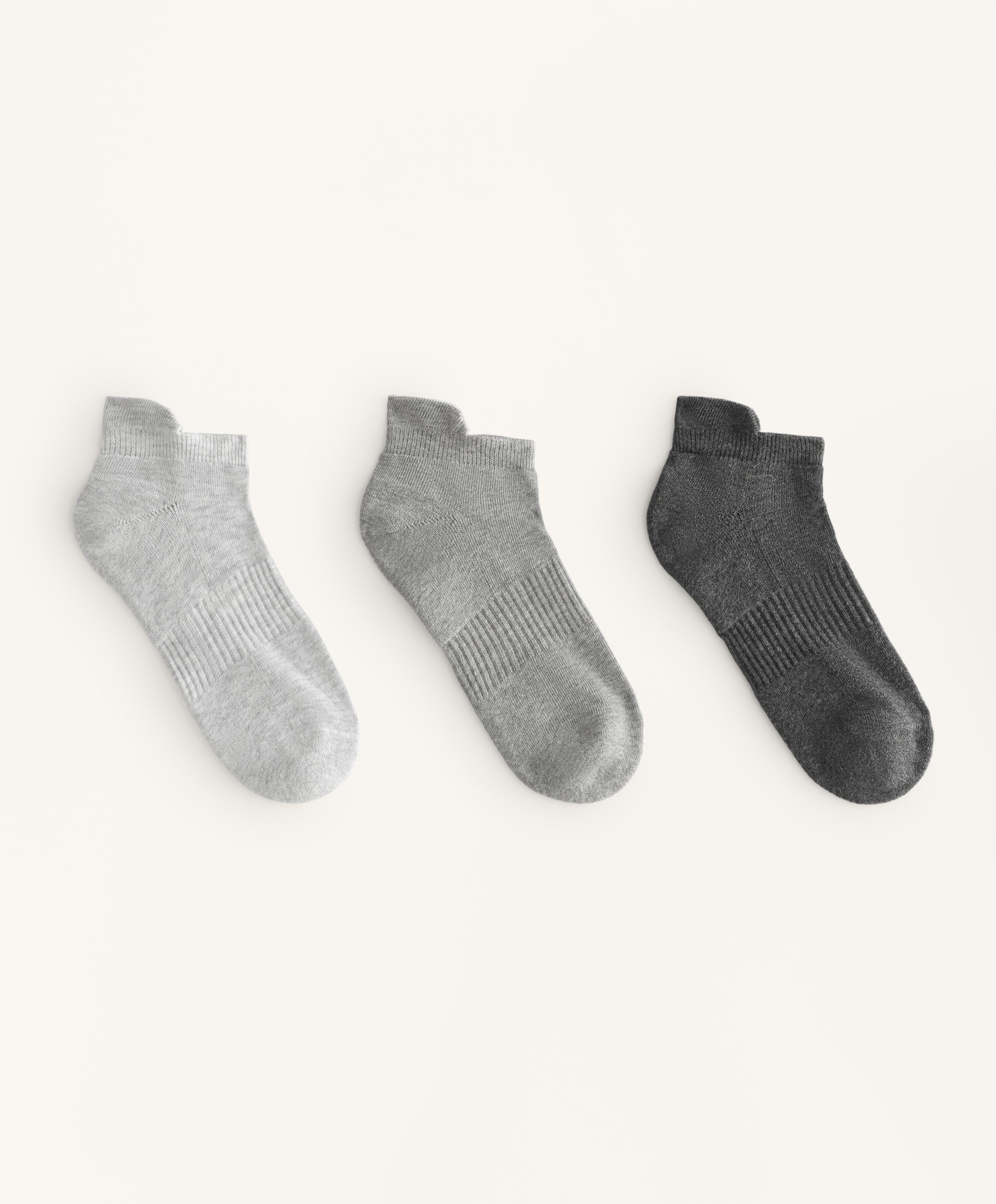 3 pairs of tab cotton blend sports sneaker socks
