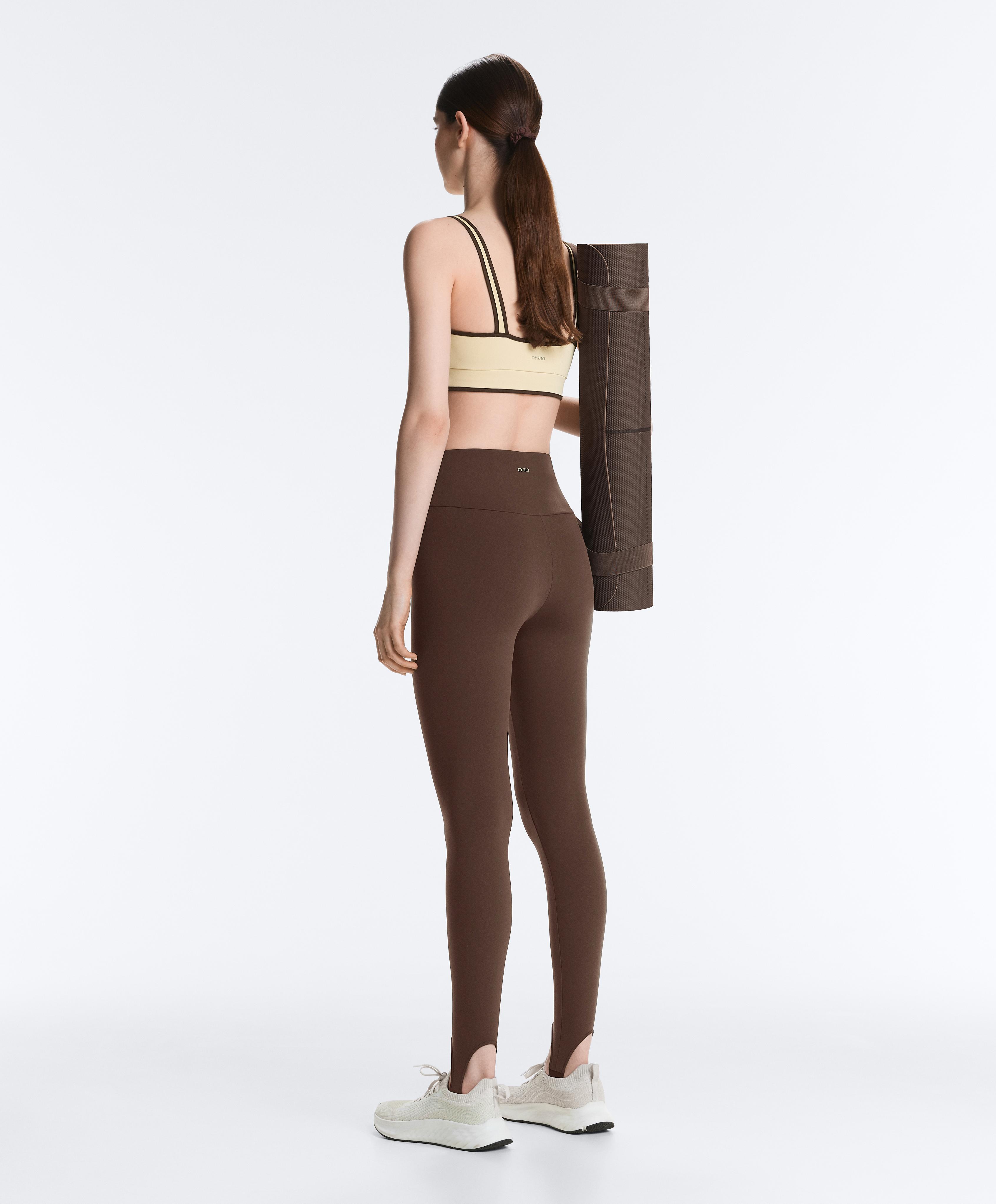 Brown comfortlux total look with stirrup detail