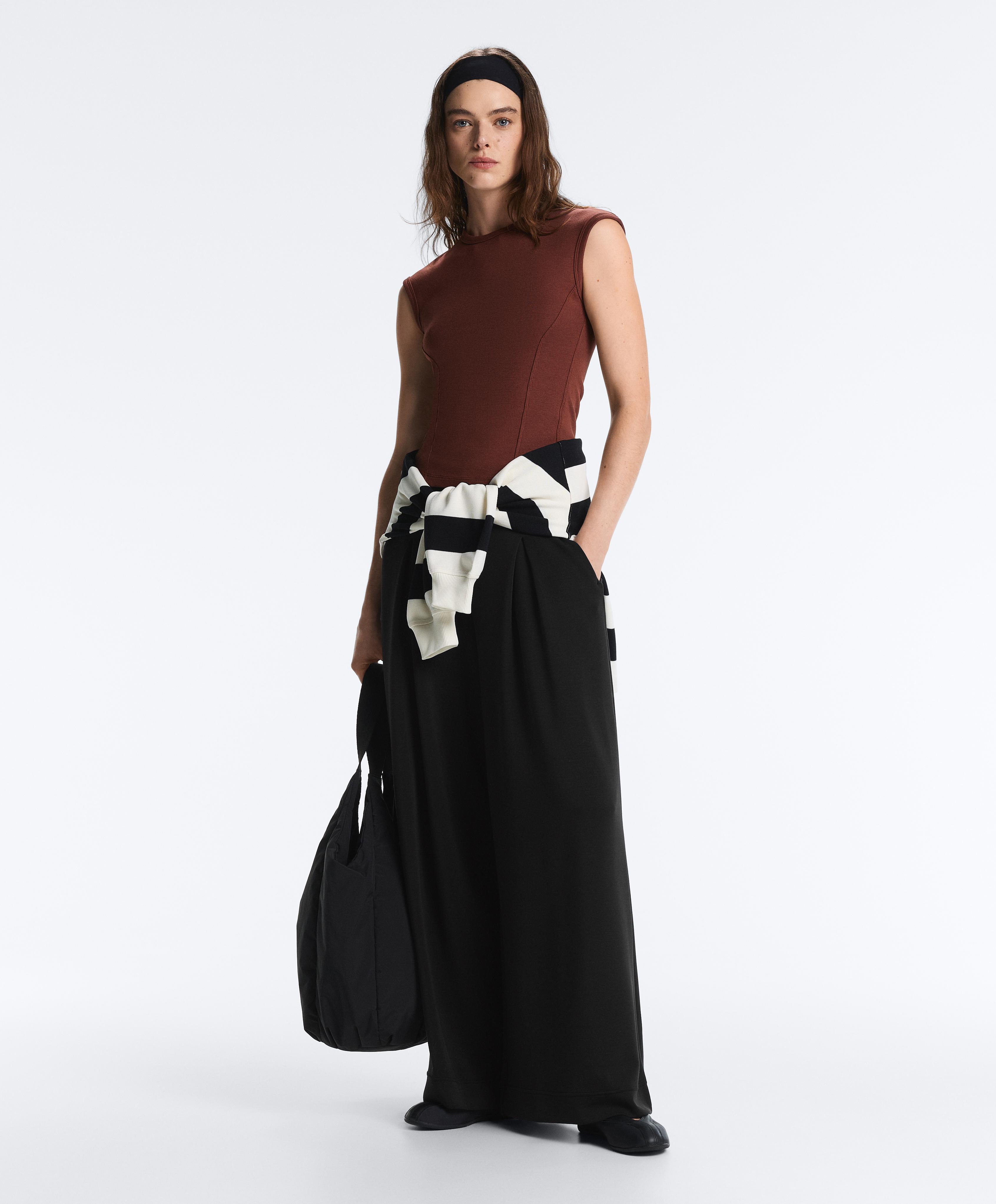 Long wide-leg trousers with soft touch modal and pleats — BLACK