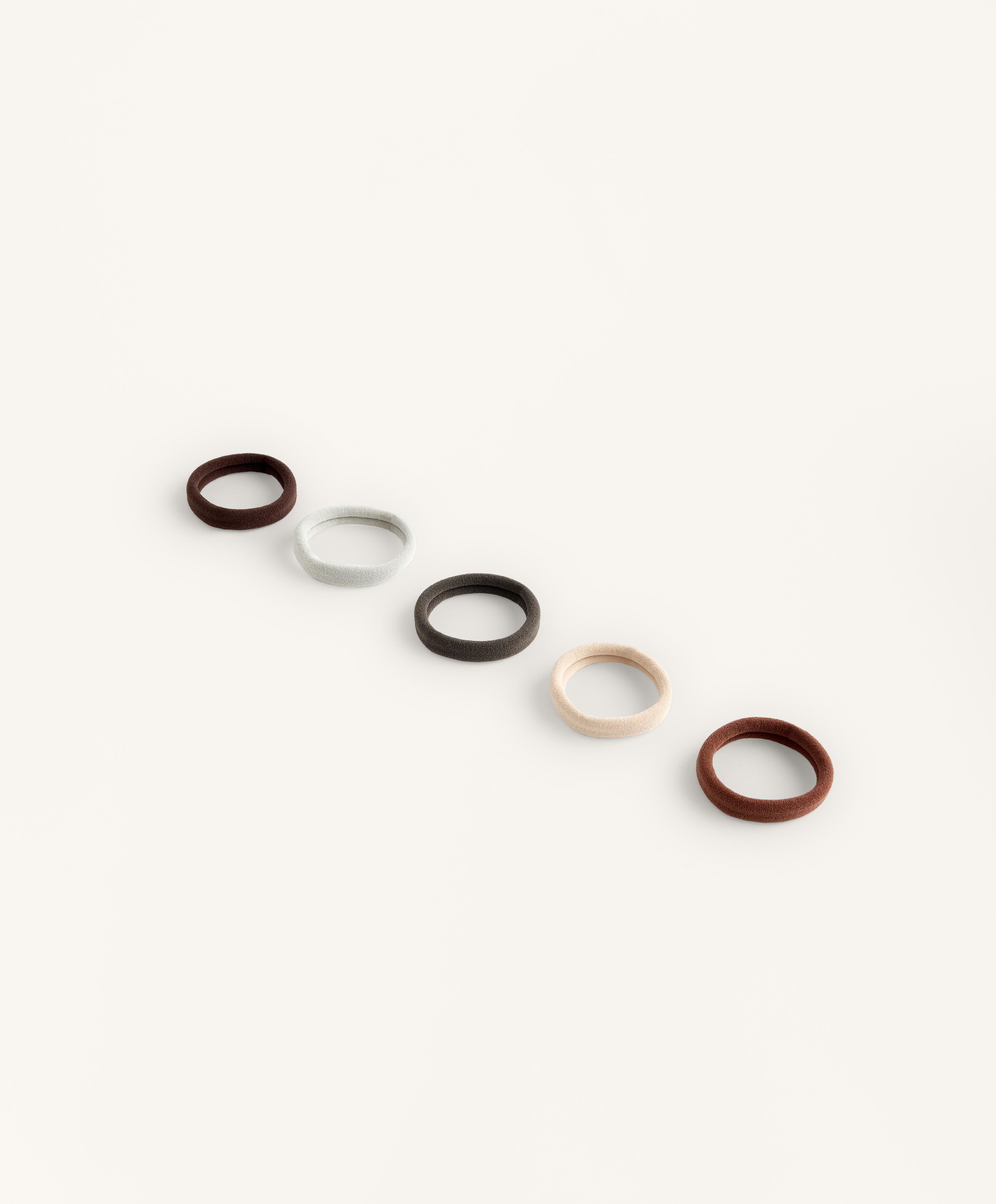 5 ربطات شعر ناعمة