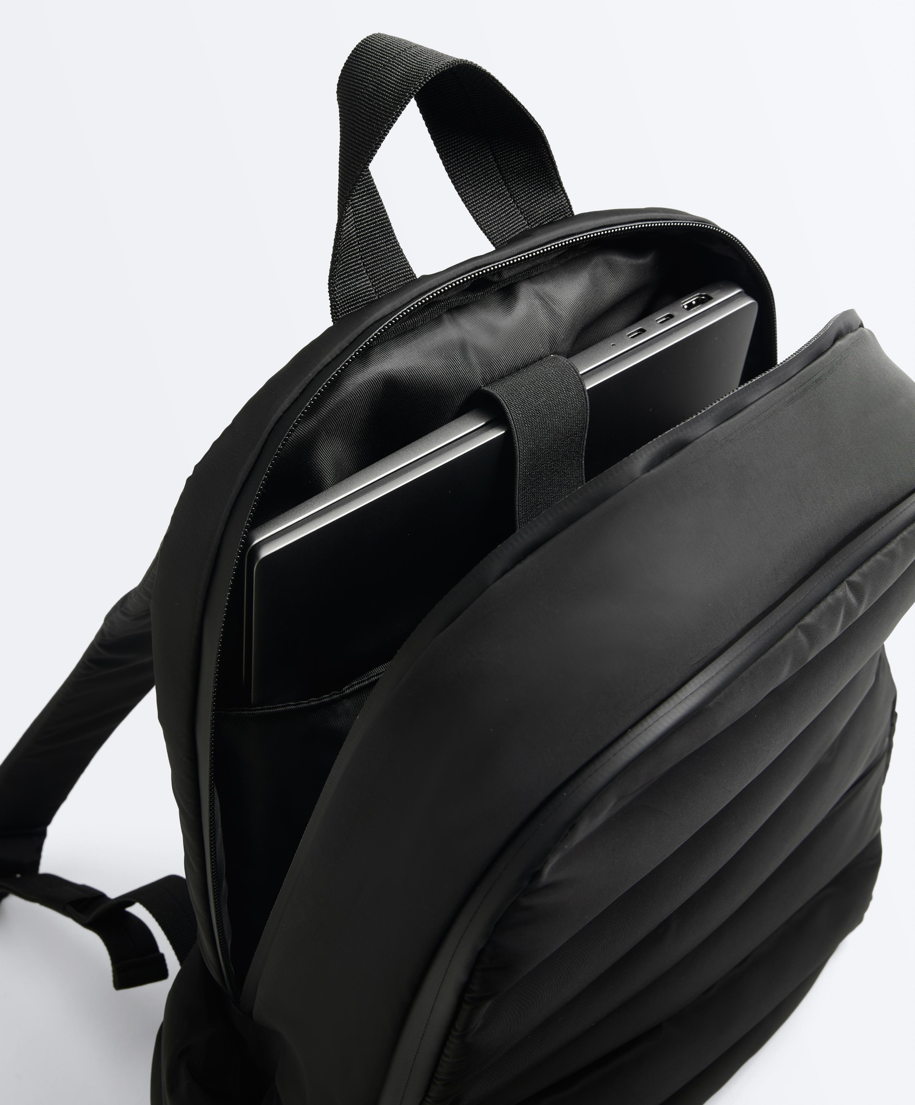Padded backpack — BLACK