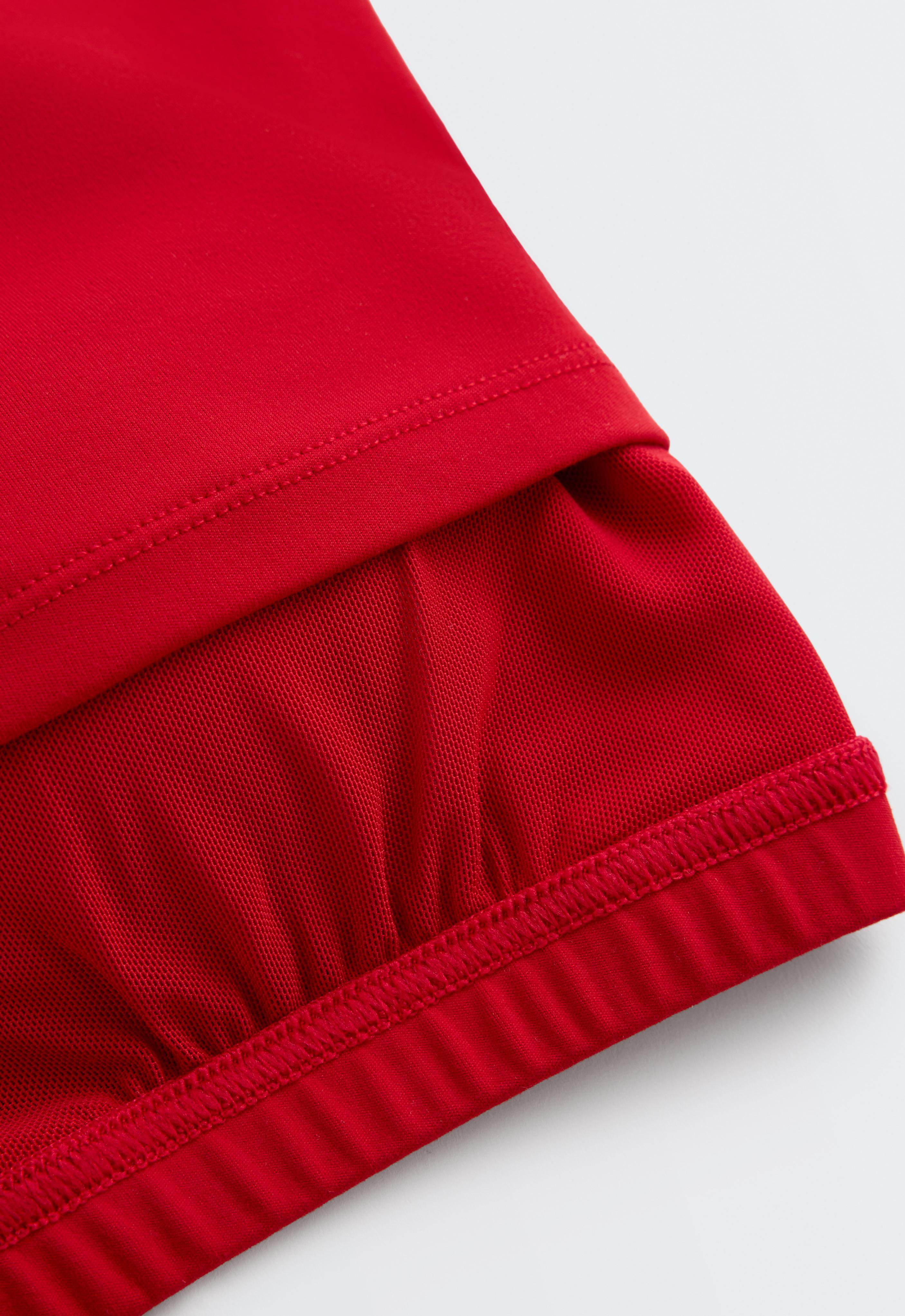 Comfortlux strappy tank top with cups — STRONG RED