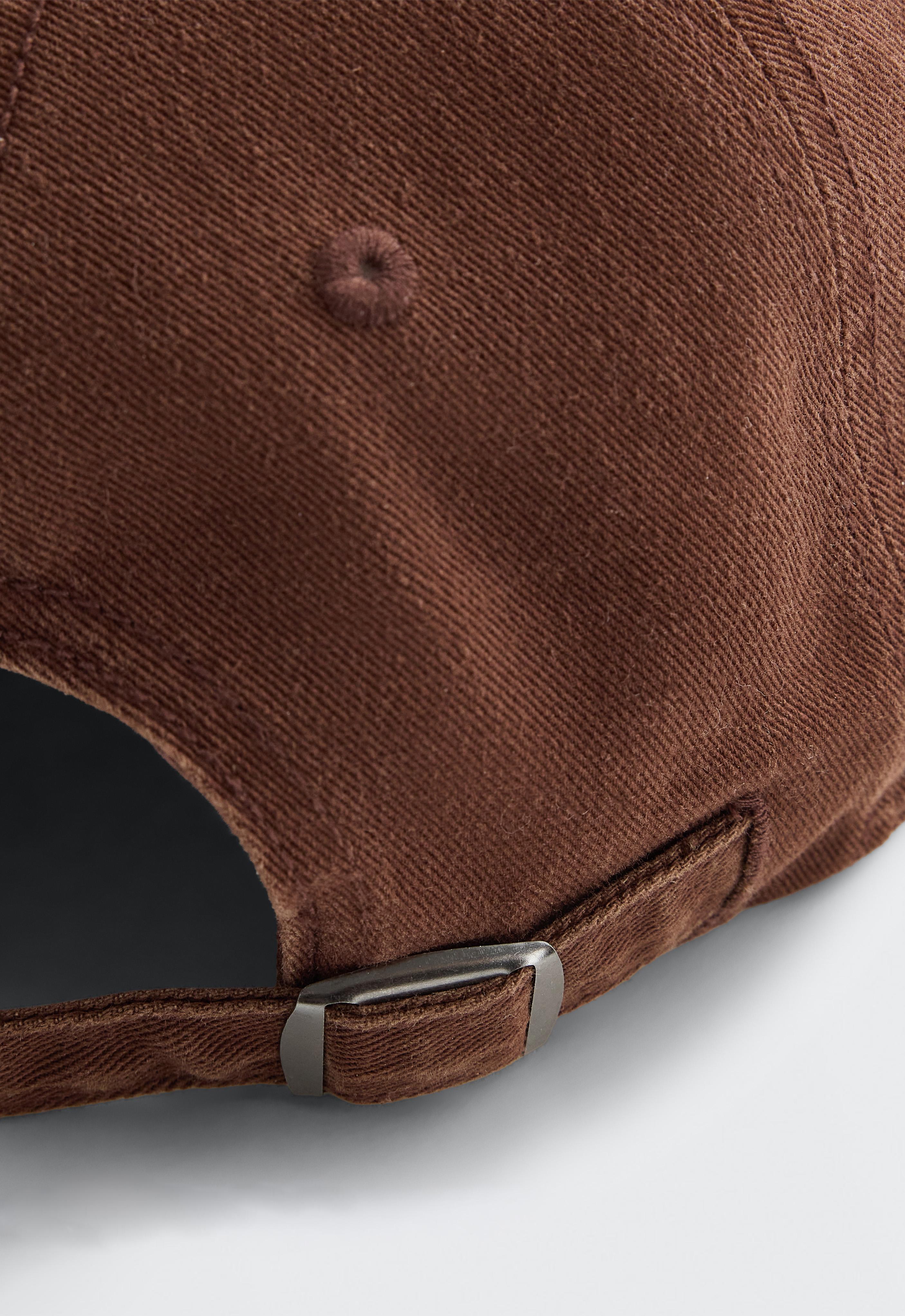 Washed-effect 100% cotton cap