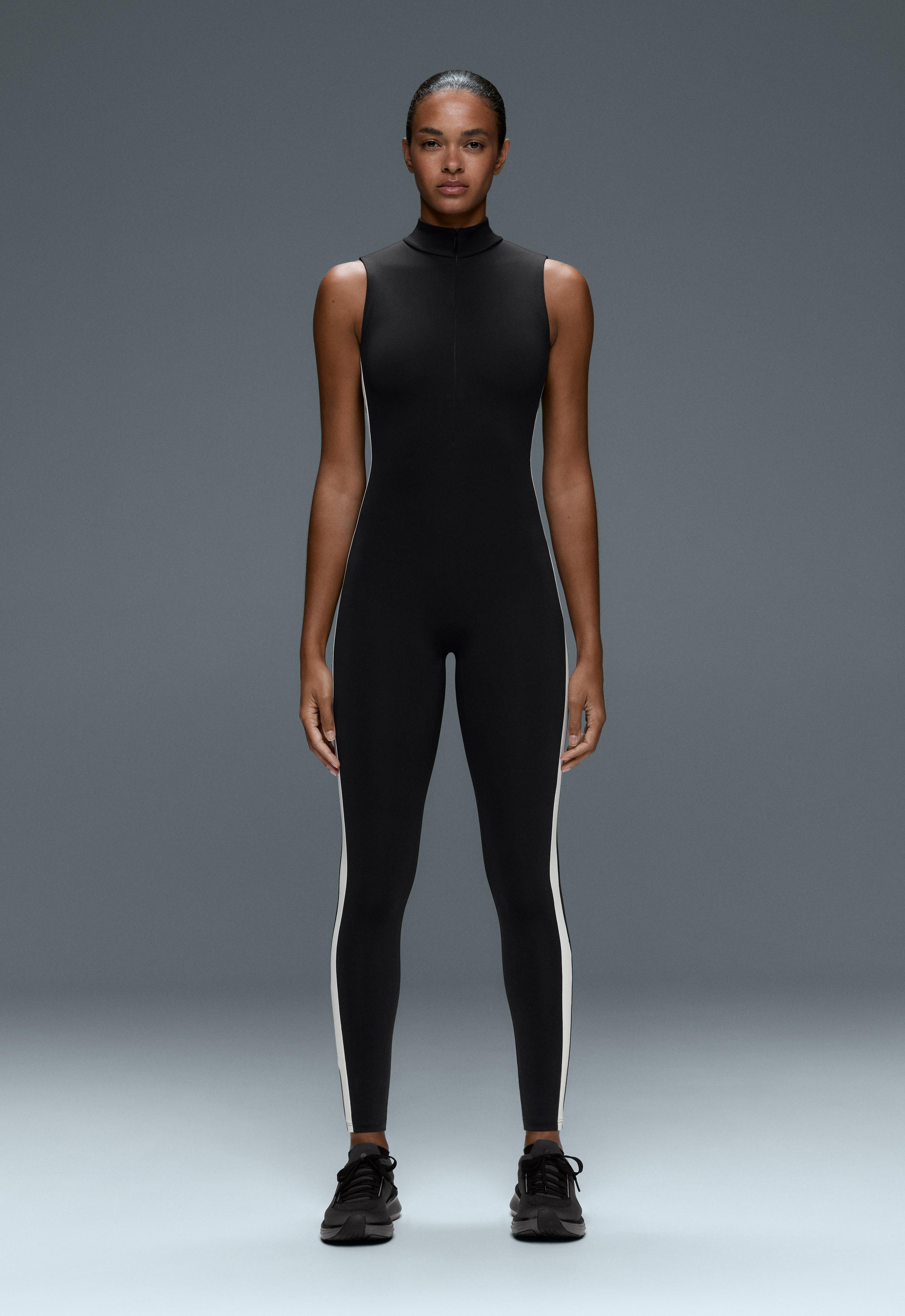 Langer Compressive-Overall mit Colourblocking Langer Compressive-Overall mit Colourblocking