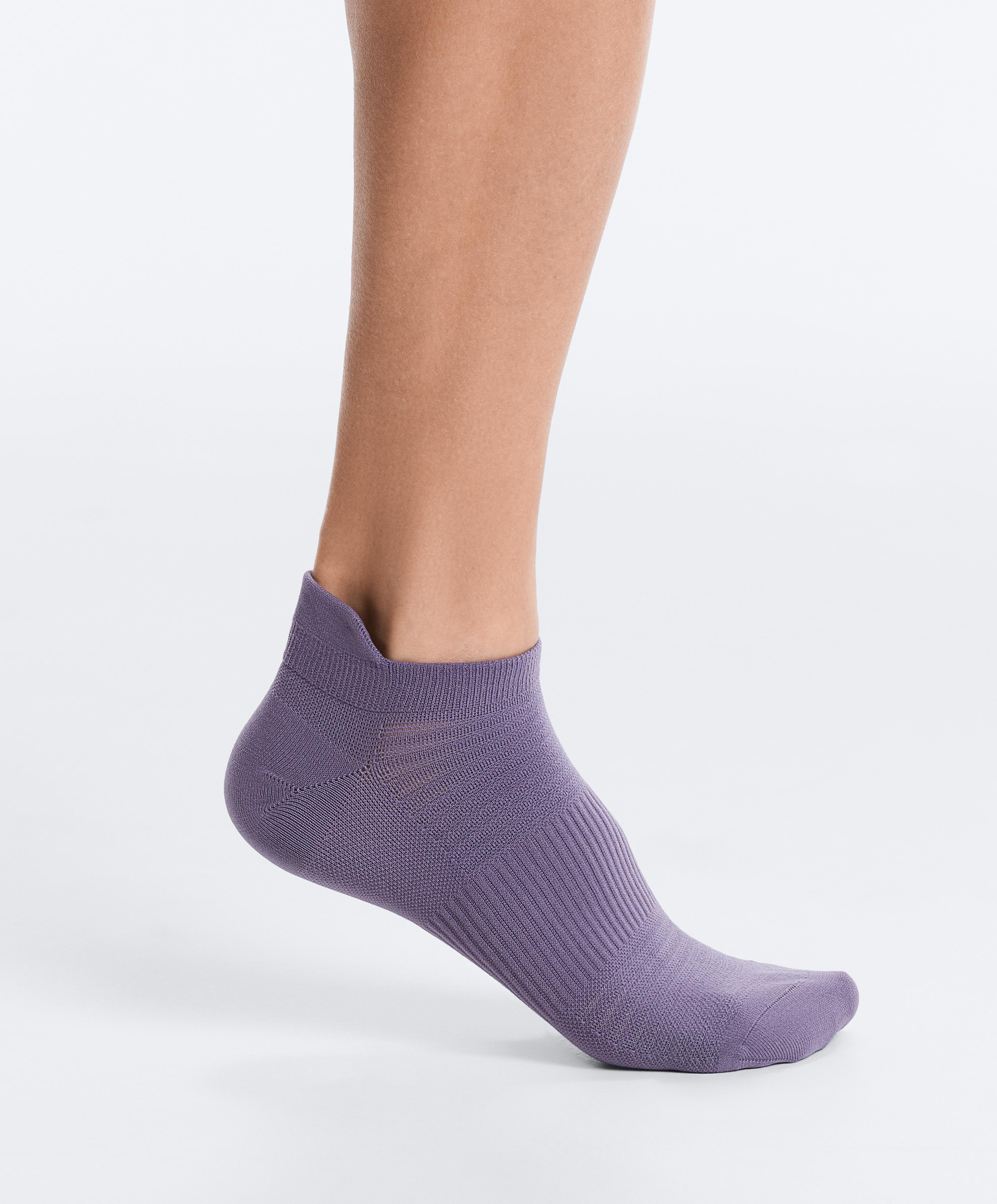 3 pairs of polyamide blend sports sneaker socks with heel tab — WASHED PURPLE