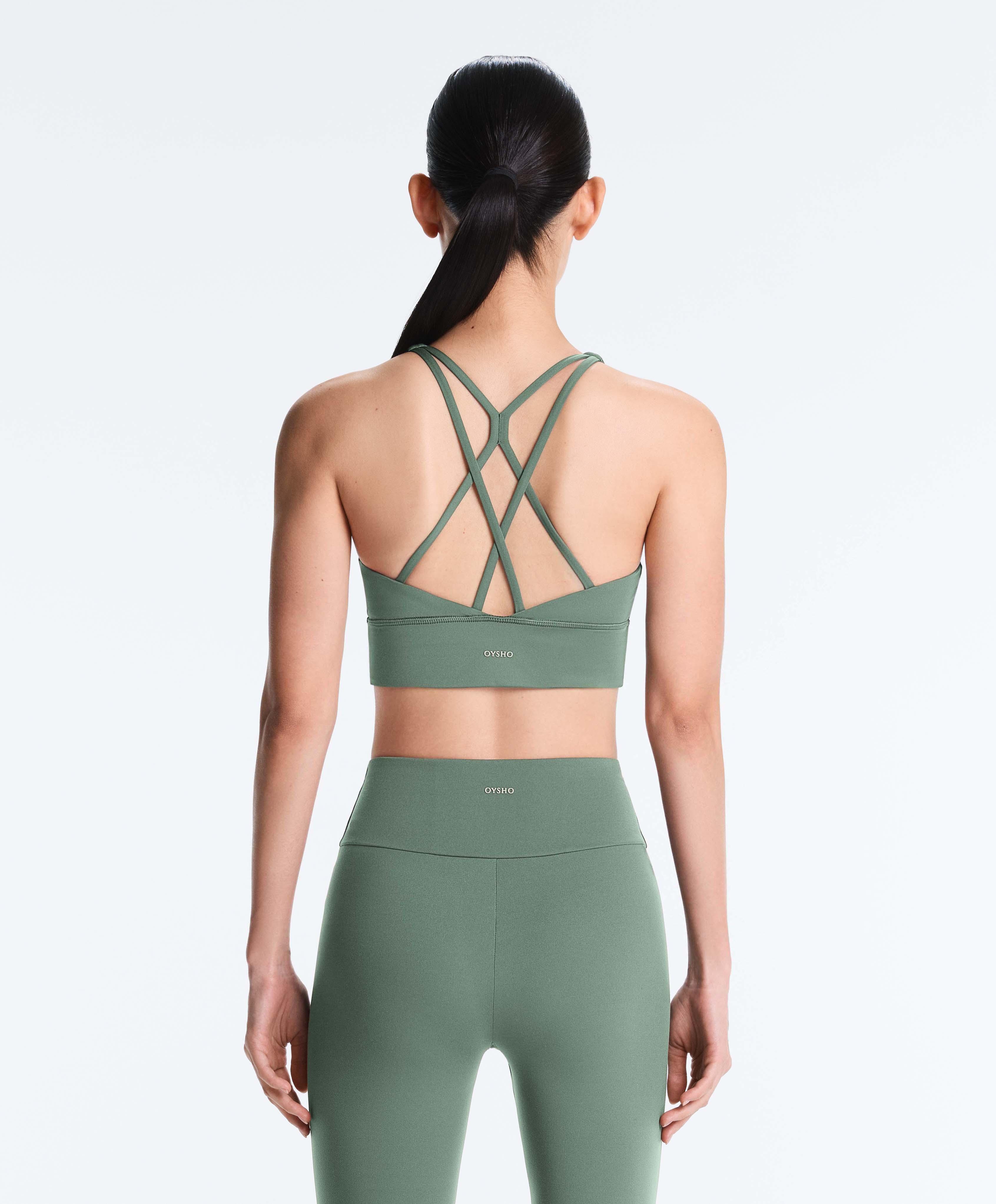 Comfortlux medium support sports bra with cups