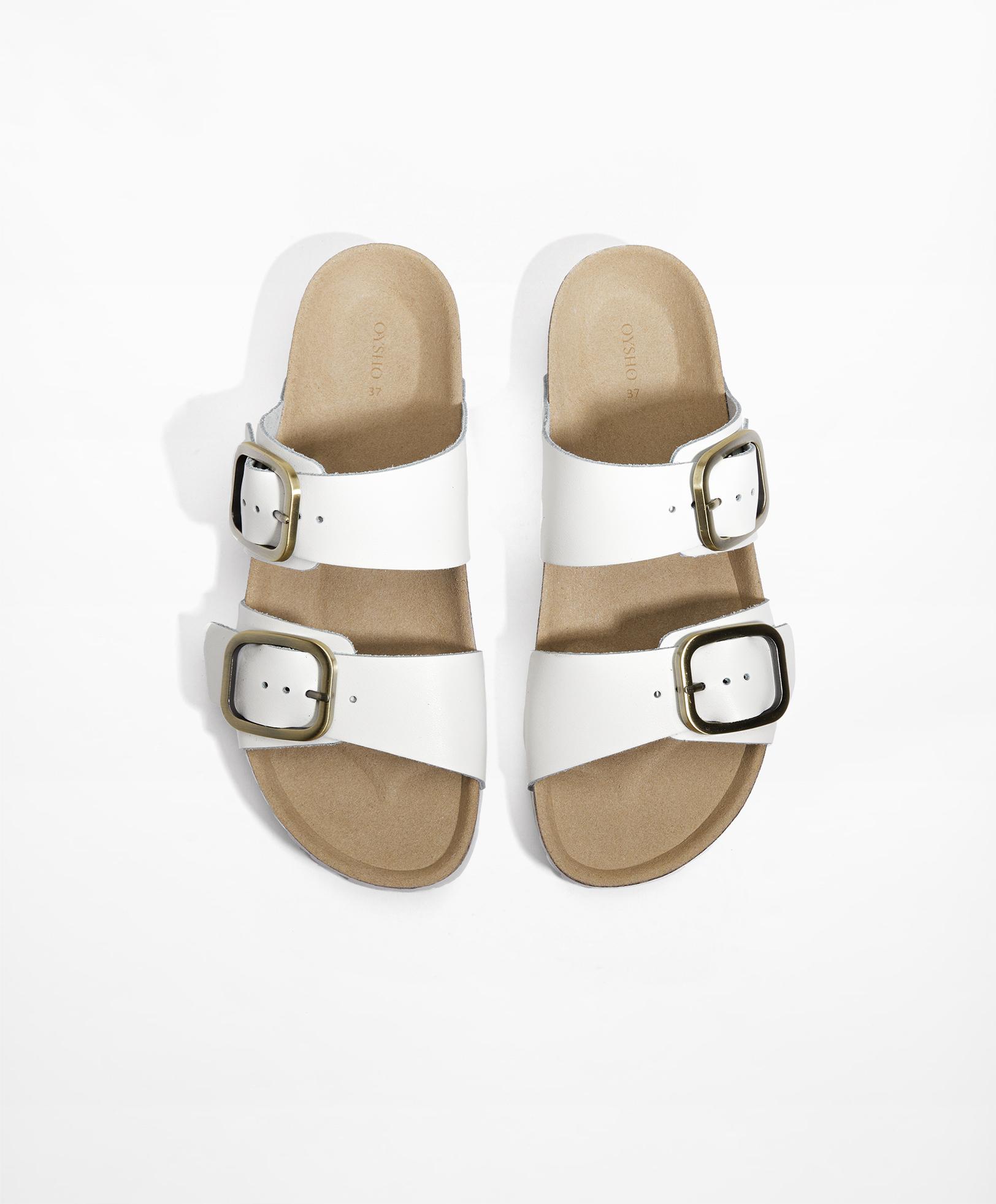 Leather sandals with buckle | OYSHO United States