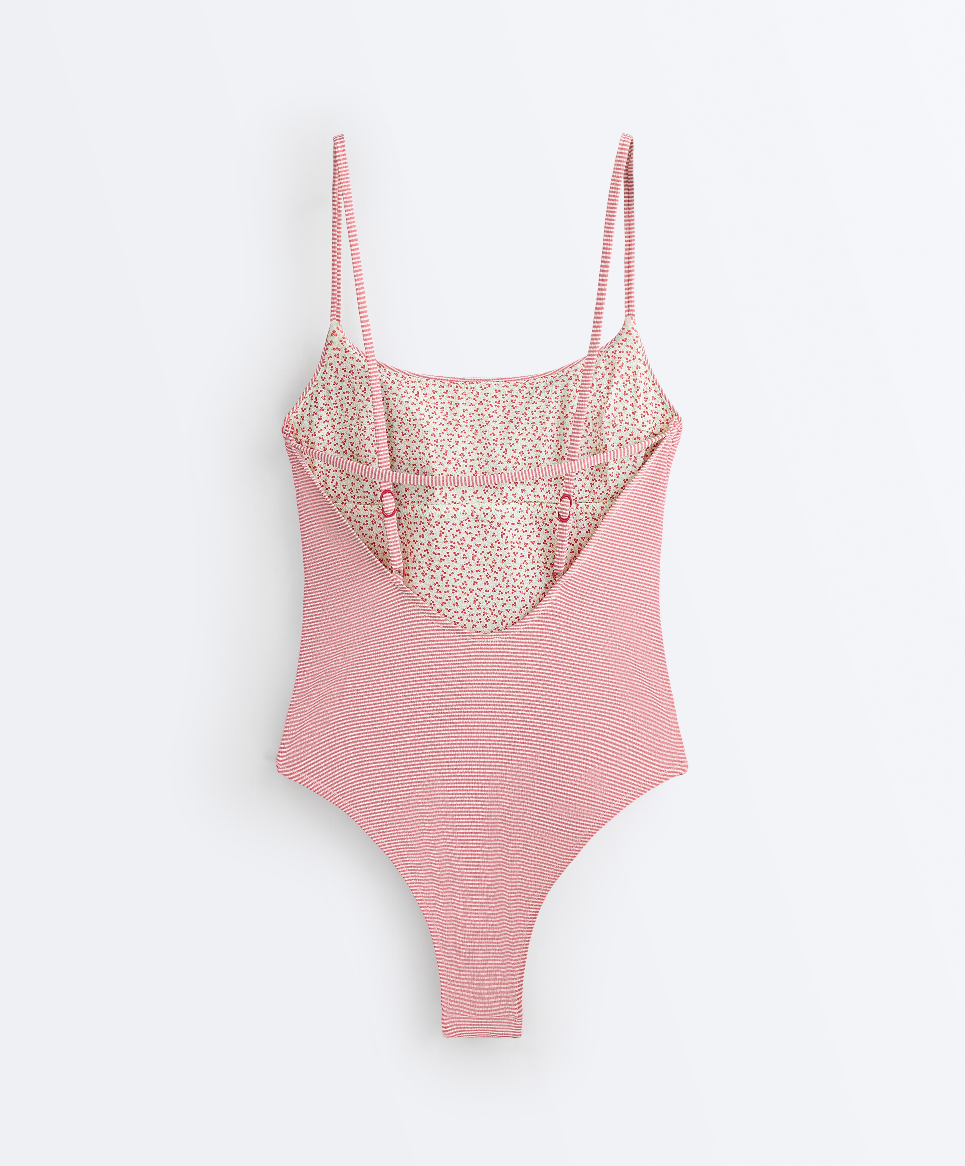 Stripe round neck swimsuit — RED