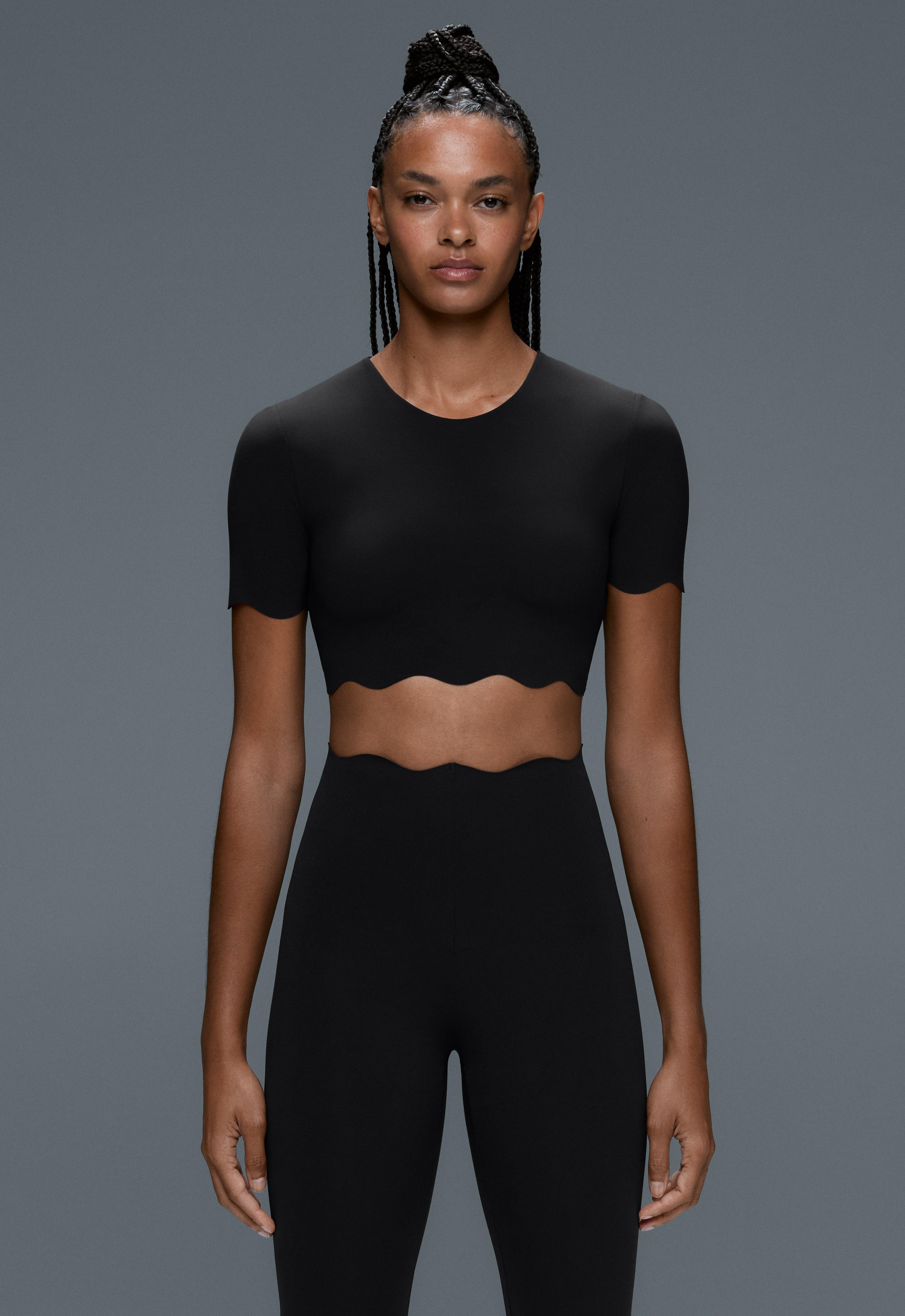 Tank top Compressive s valovitim detaljem