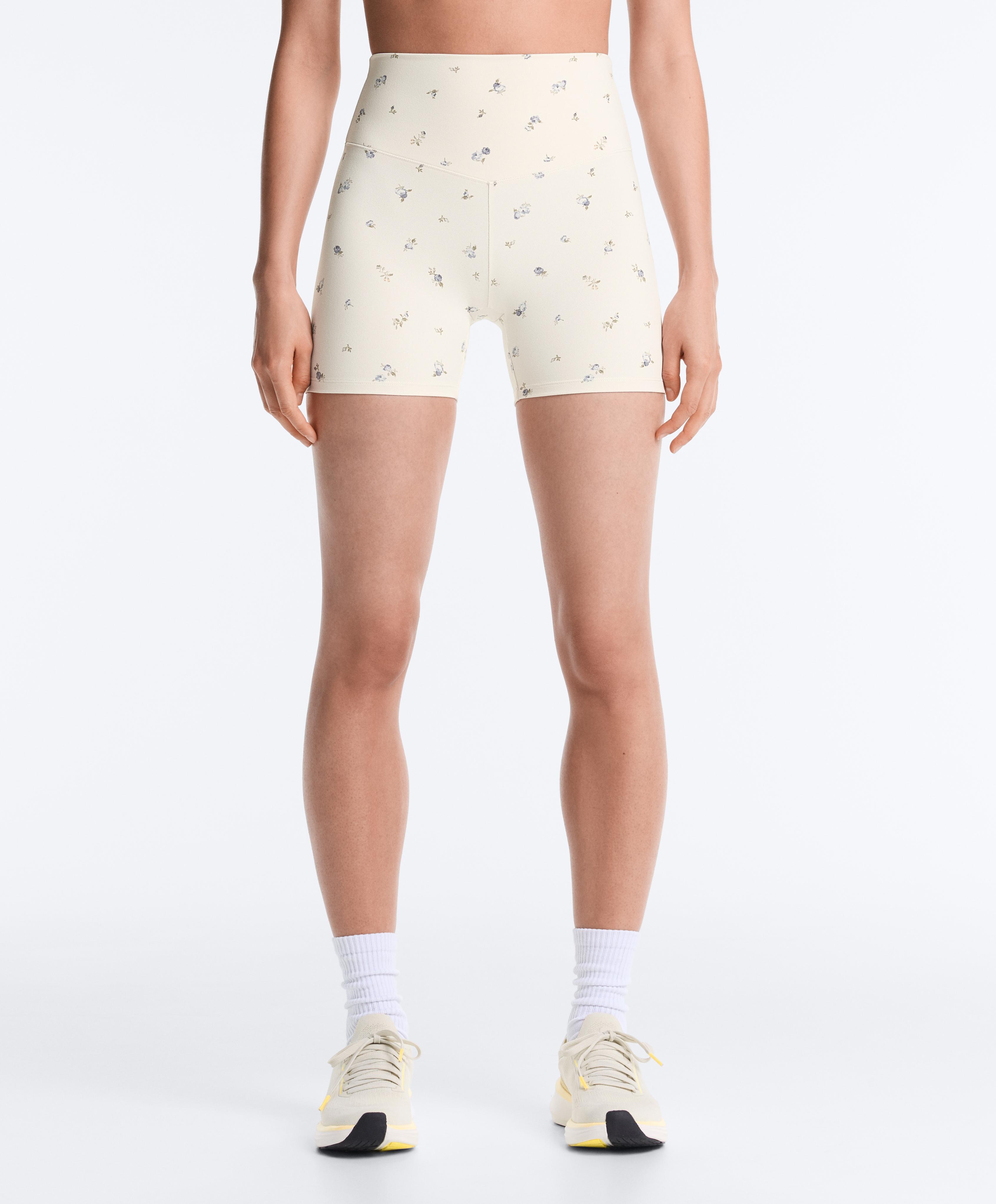 Evermove high-rise 10cm hot pants with floral print — PALE ECRU
