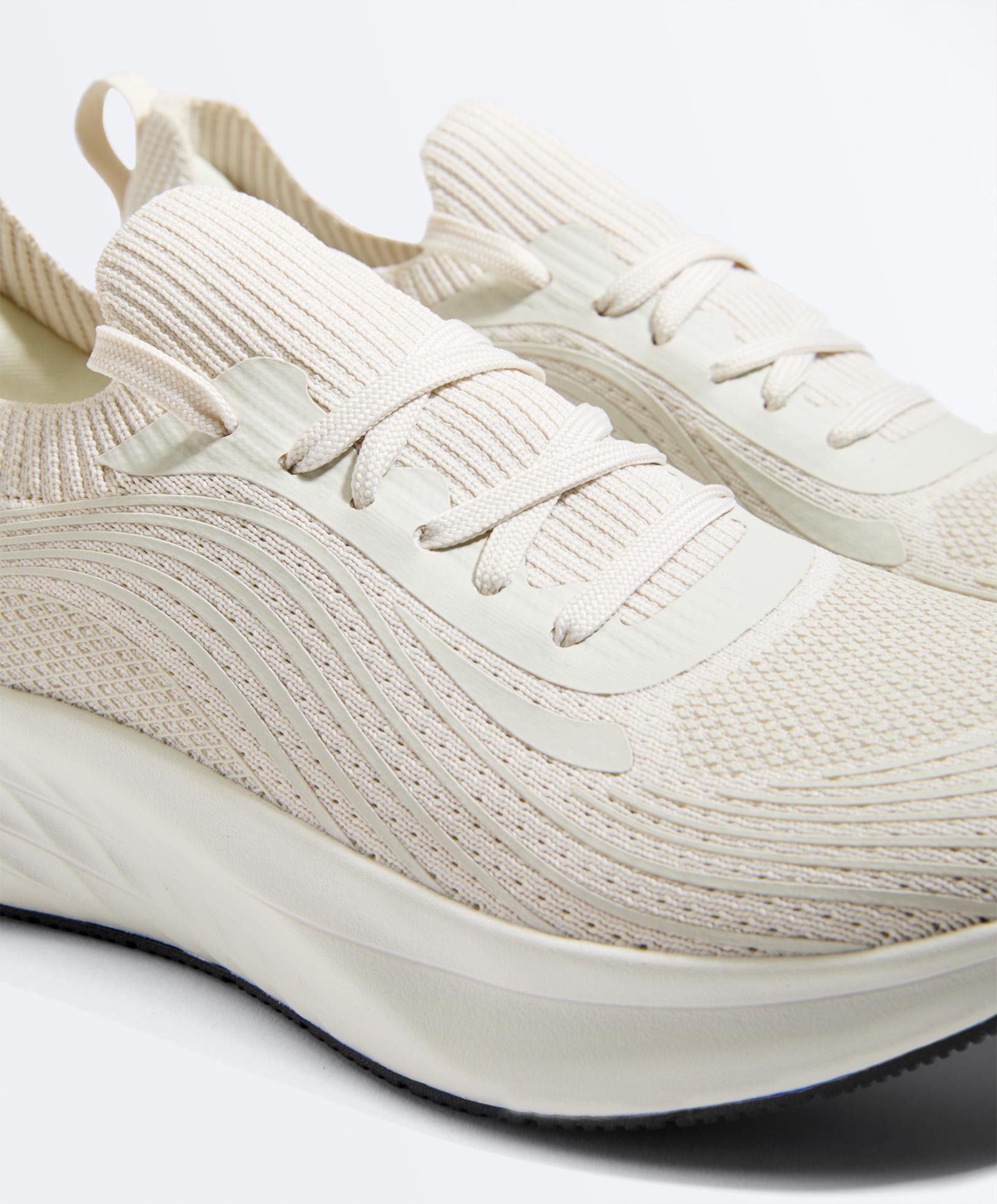 Multi-activity trainers — WHITE