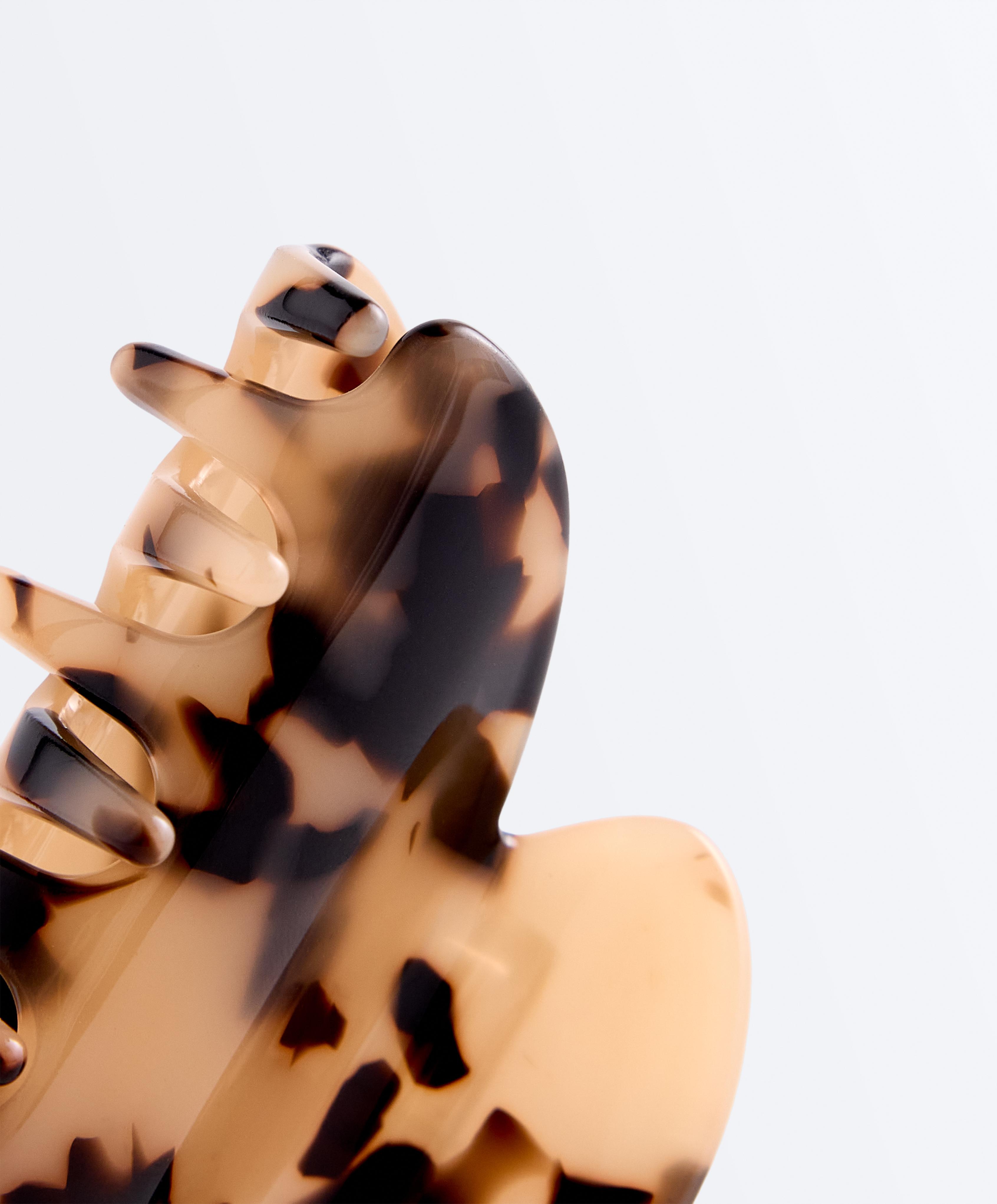 Medium tortoiseshell-effect hair clip — BLACK