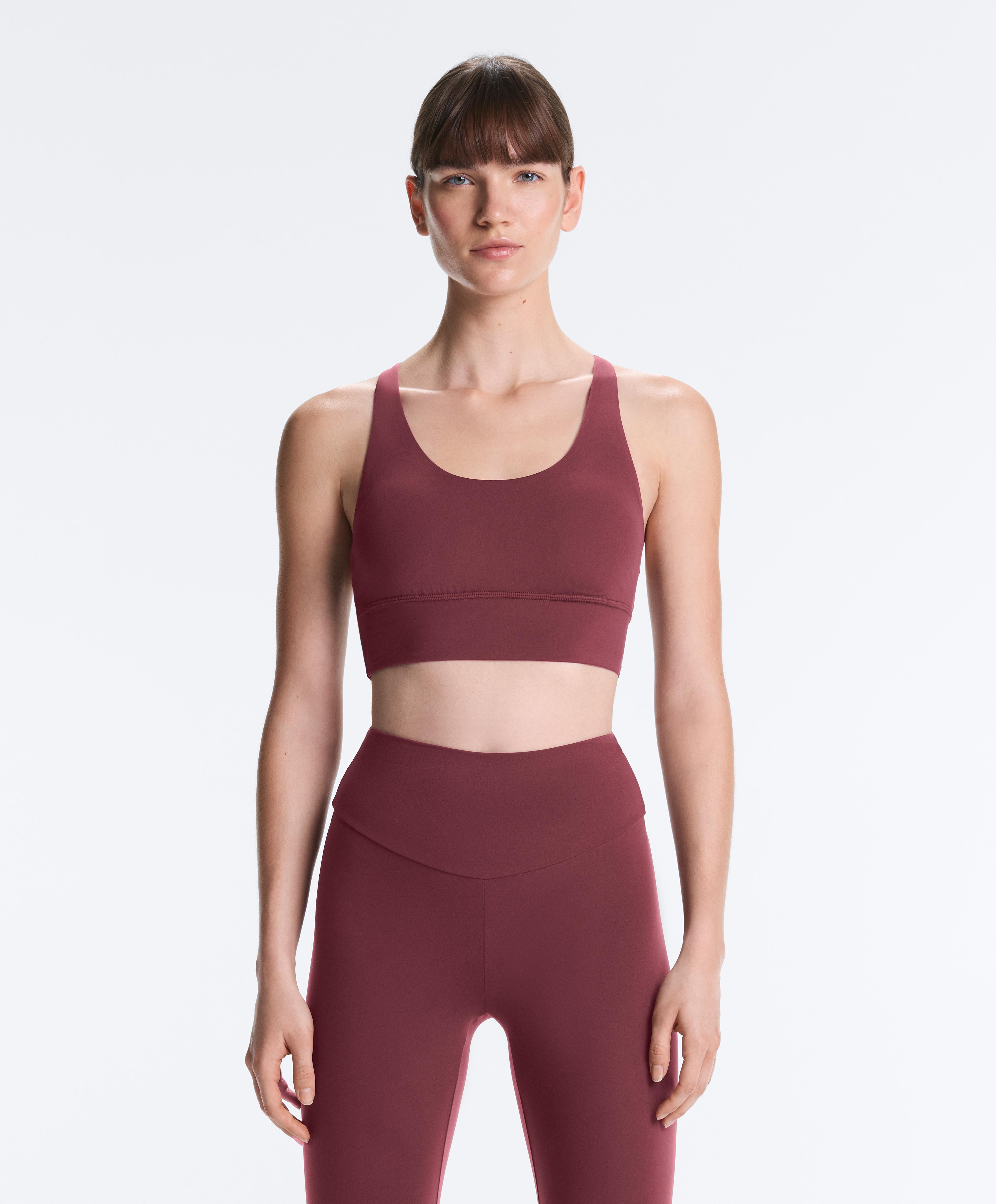 Medium-support Comfortlux sports bra with cups — CHERRY