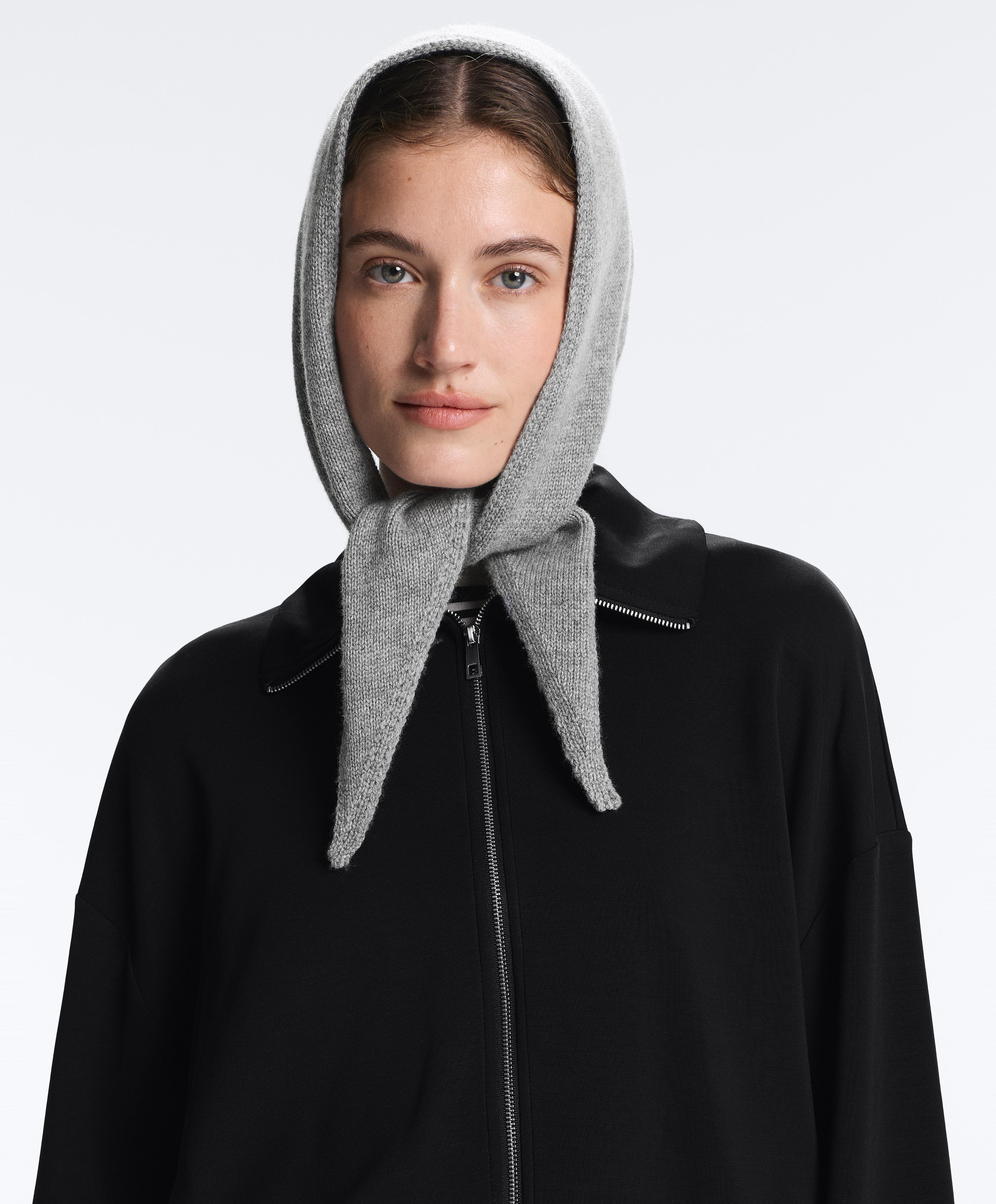 Bandana aus Strick mit 90 % Wolle und 10 % Kaschmir