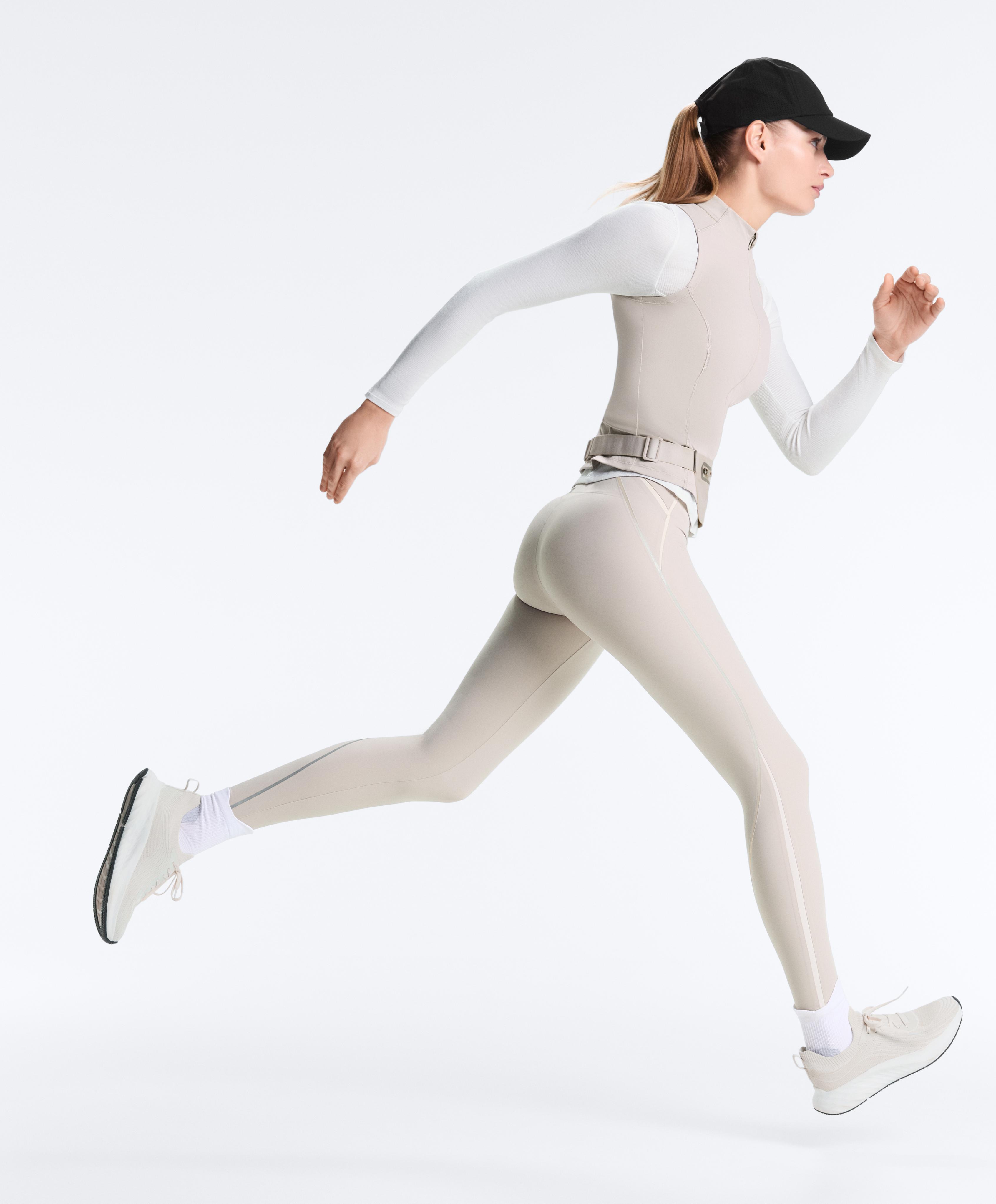 Sleeveless zip T-shirt — TAUPE                   
