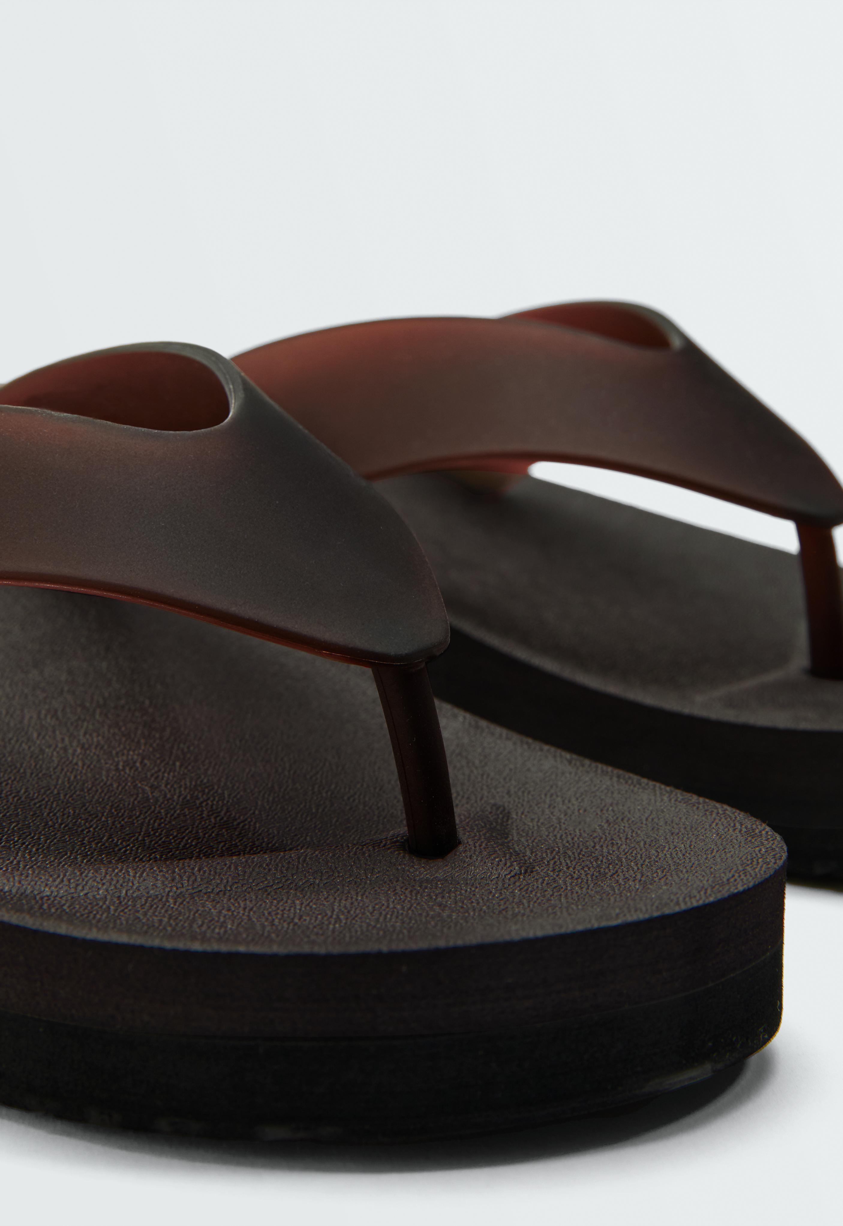Platform beachwear sandals — BROWN