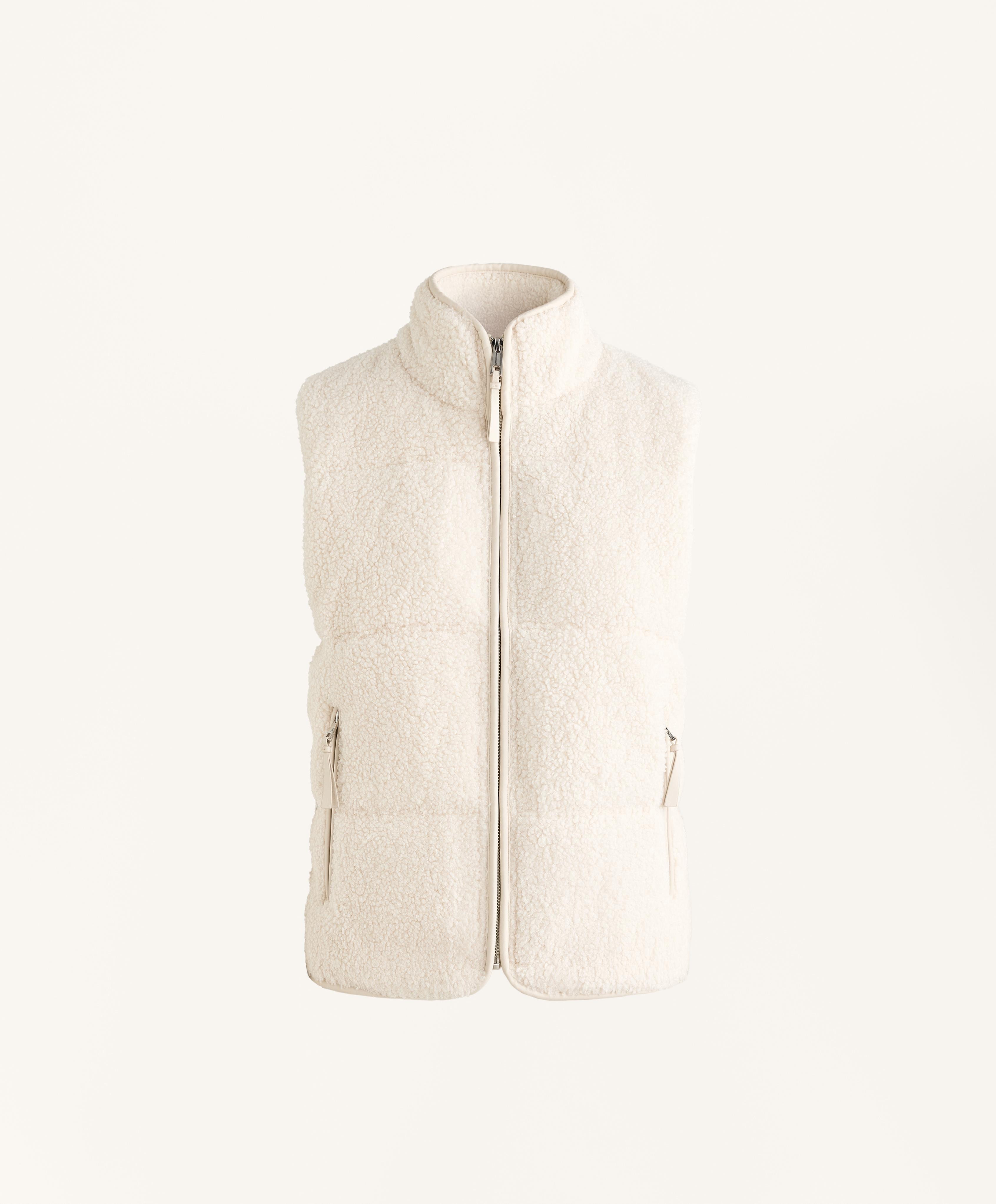 Quiltet vest i imiteret lammepels - Udsalg Quiltet vest i imiteret lammepels - Udsalg