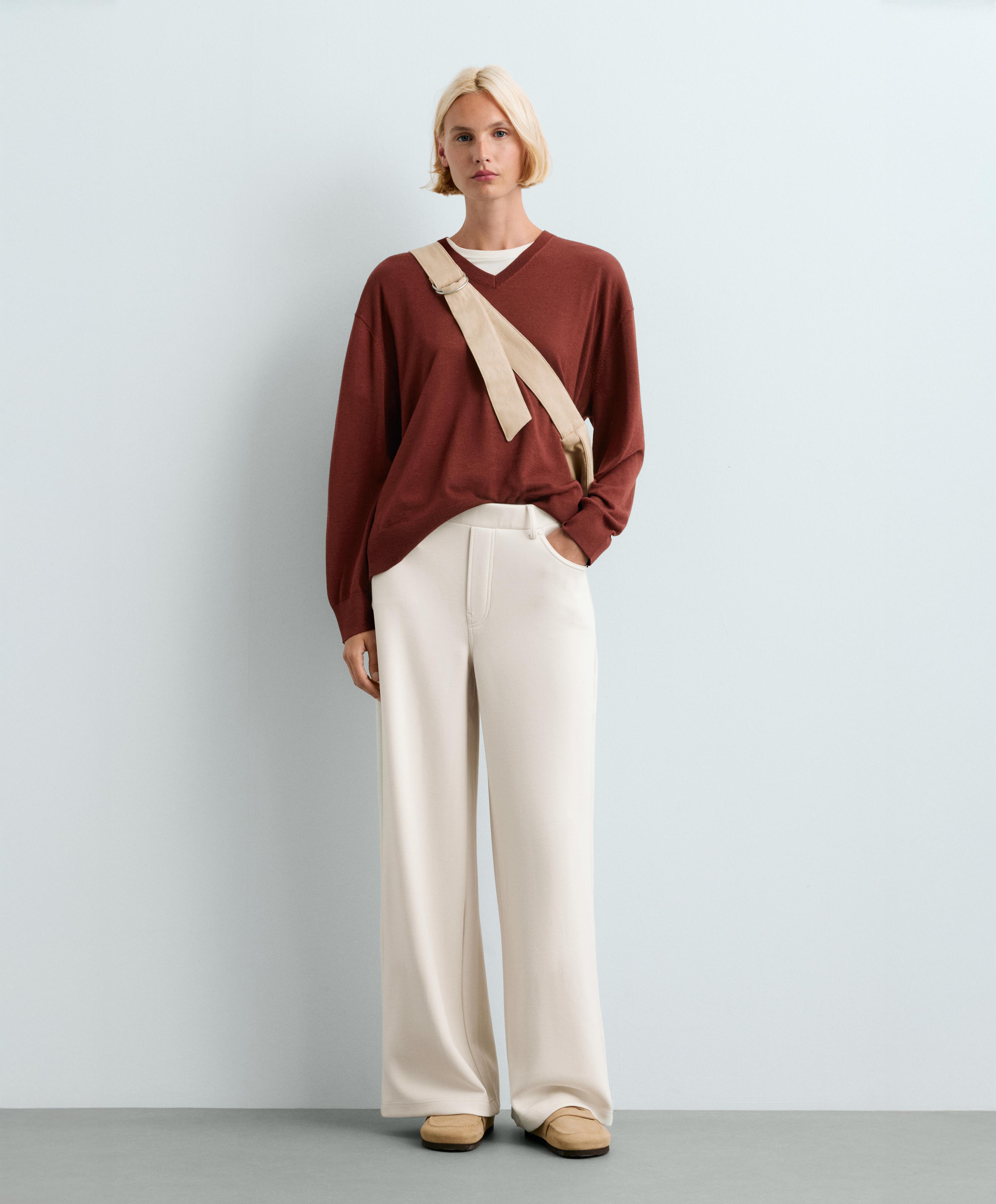100% wool V-neck knit jumper — DARK BRICK