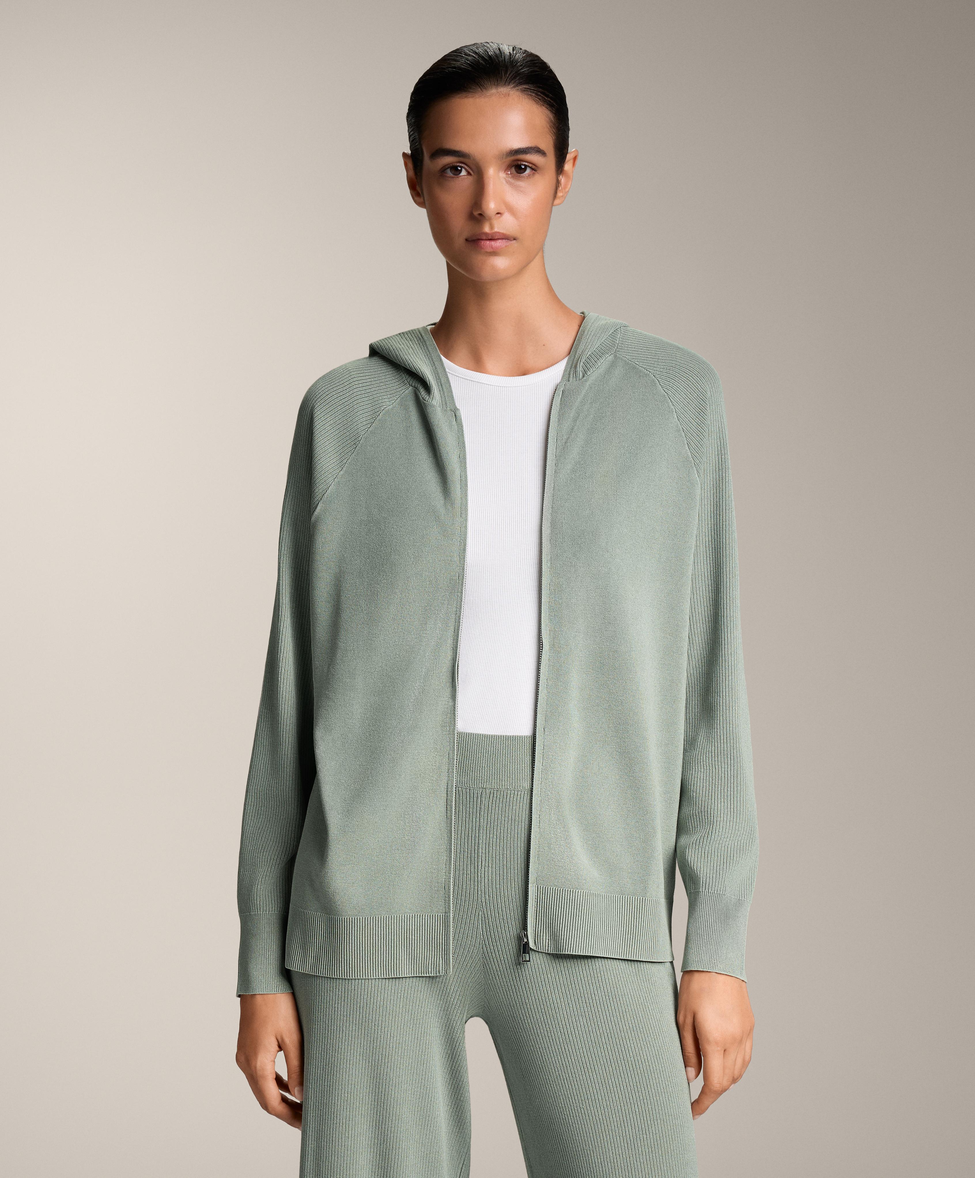 جاكيت طويل محاك مع غطاء رأس - تنزيلات جاكيت طويل محاك مع غطاء رأس - تنزيلات