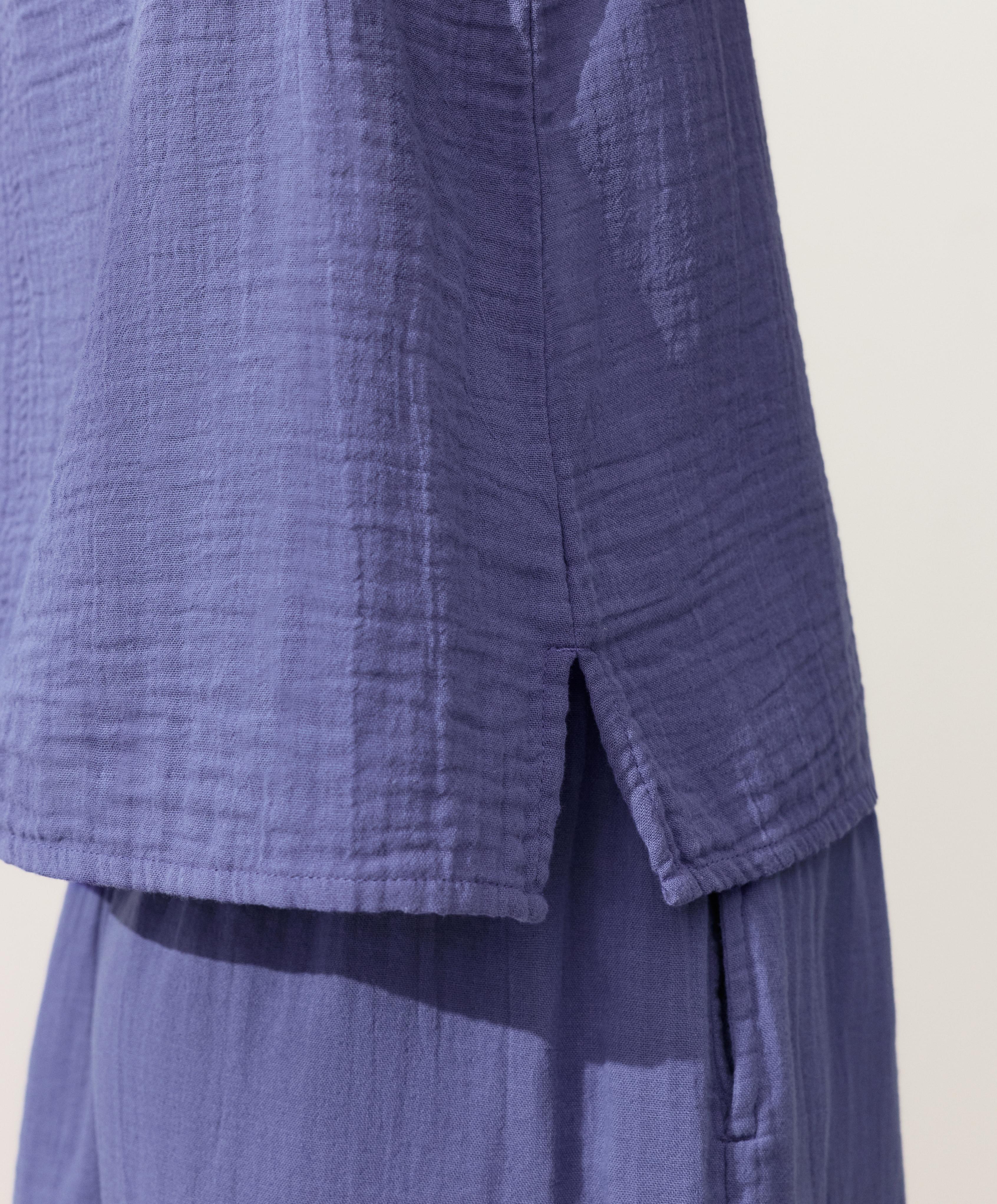 100% cotton gauze V-neck strappy top — BLUEBERRY