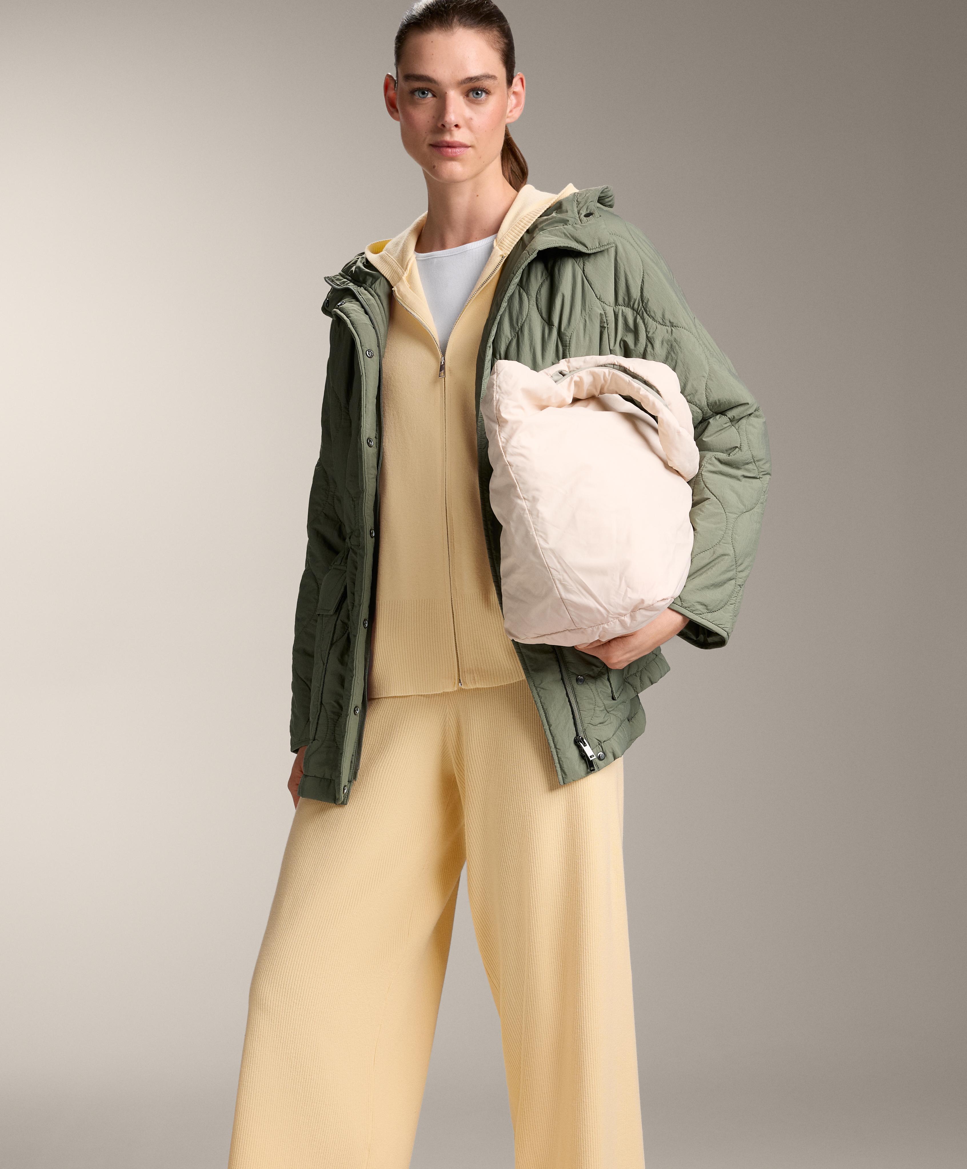 Chaqueta larga capucha punto detalle rib
