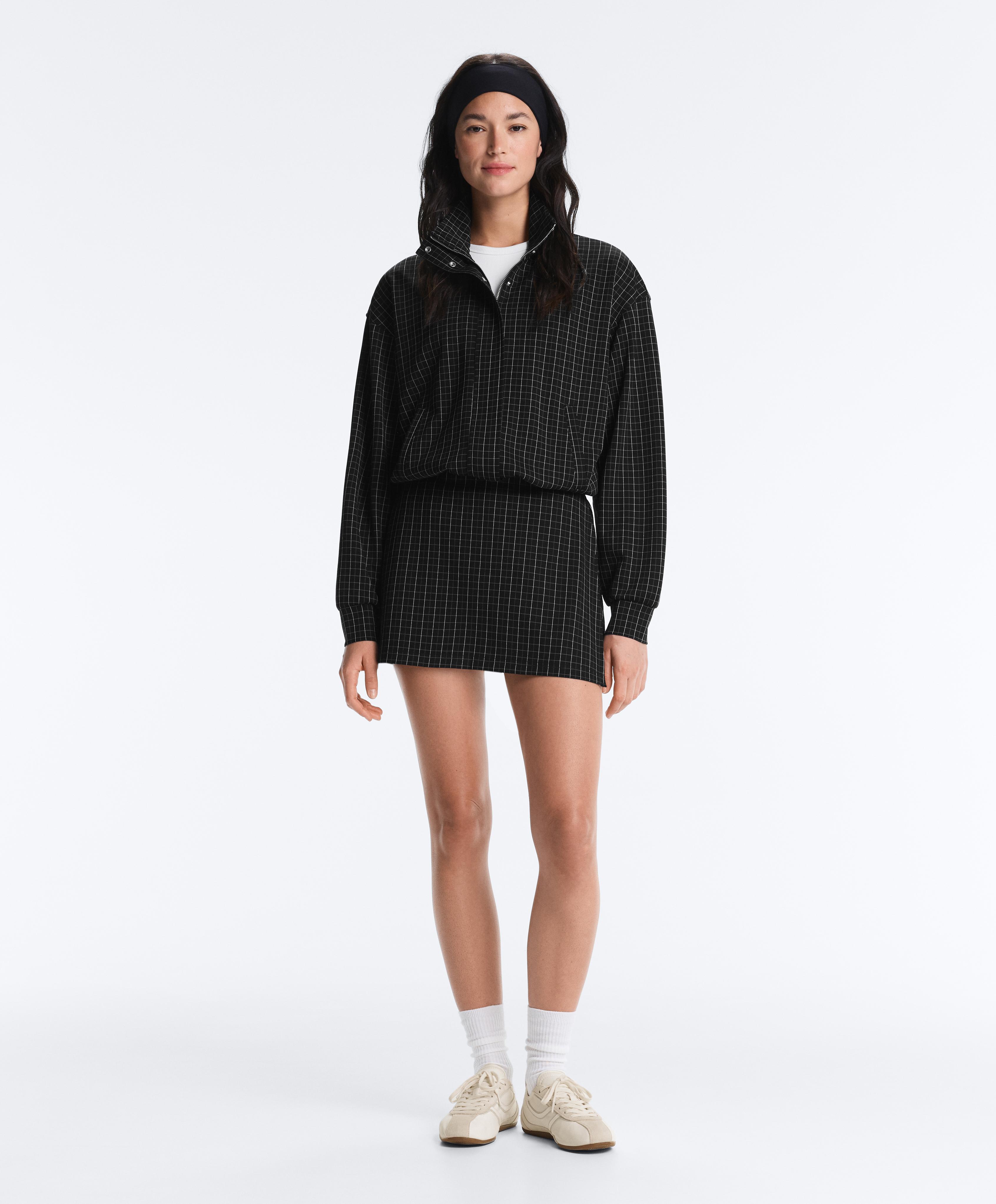 Check short skirt — BLACK