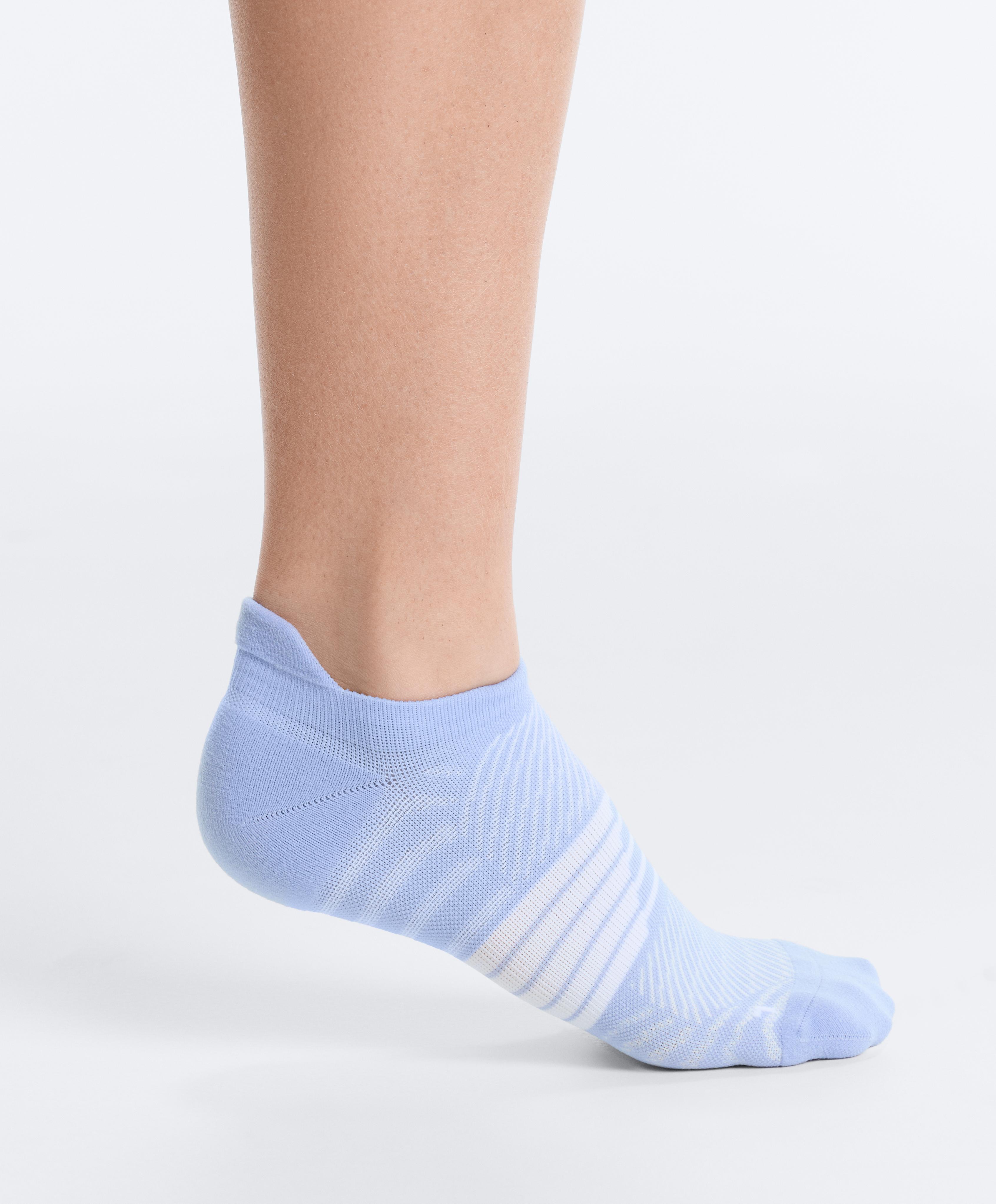 3 pairs of polyamide blend sports sneaker socks with heel tab — WASHED INDIGO