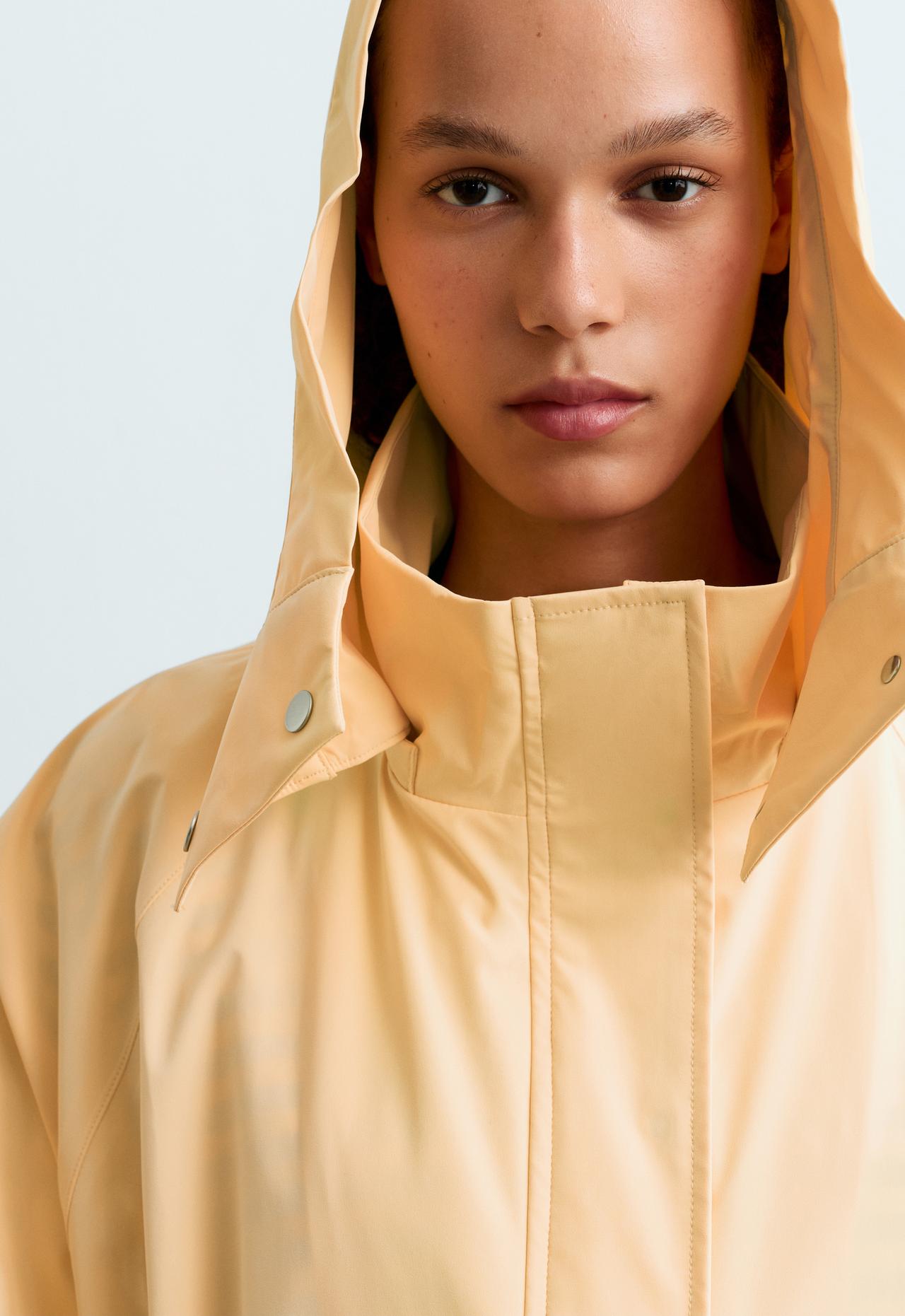 Extra lightweight 10k waterproof jacket — PALE YELLOW