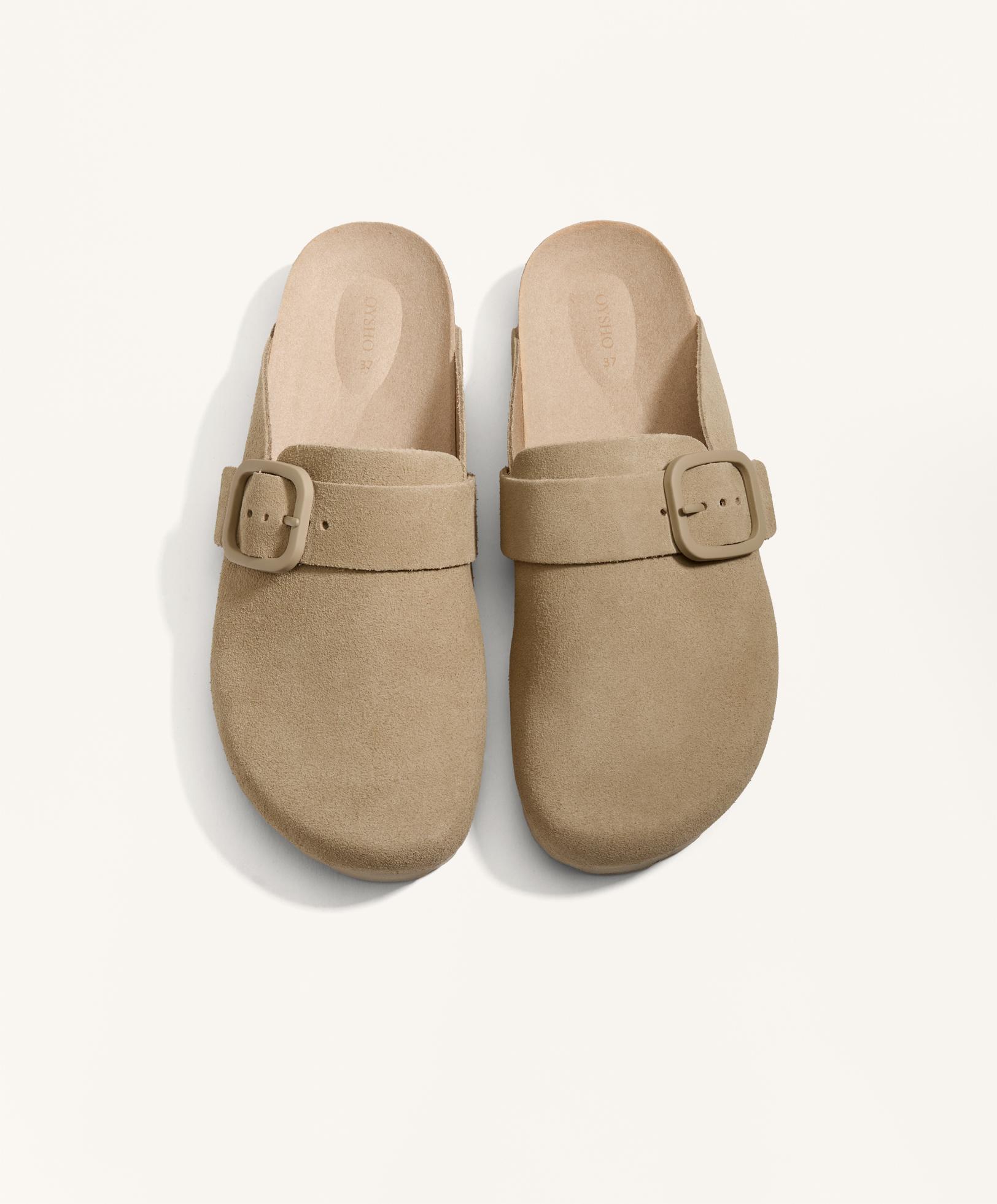 Sabots en daim à boucle Sabots en daim à boucle