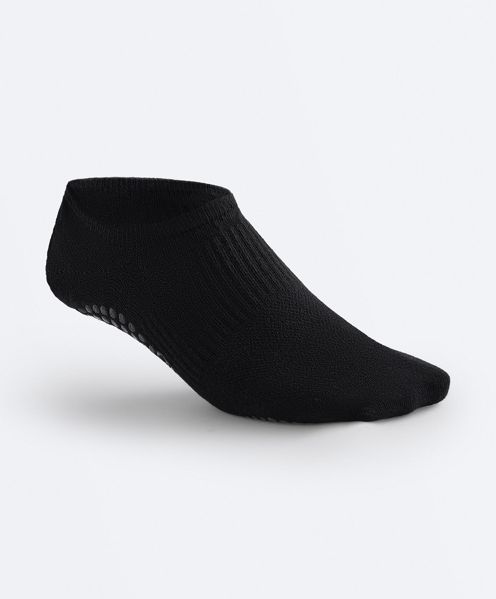 2 pairs of cotton blend yoga and Pilates socks — BLACK