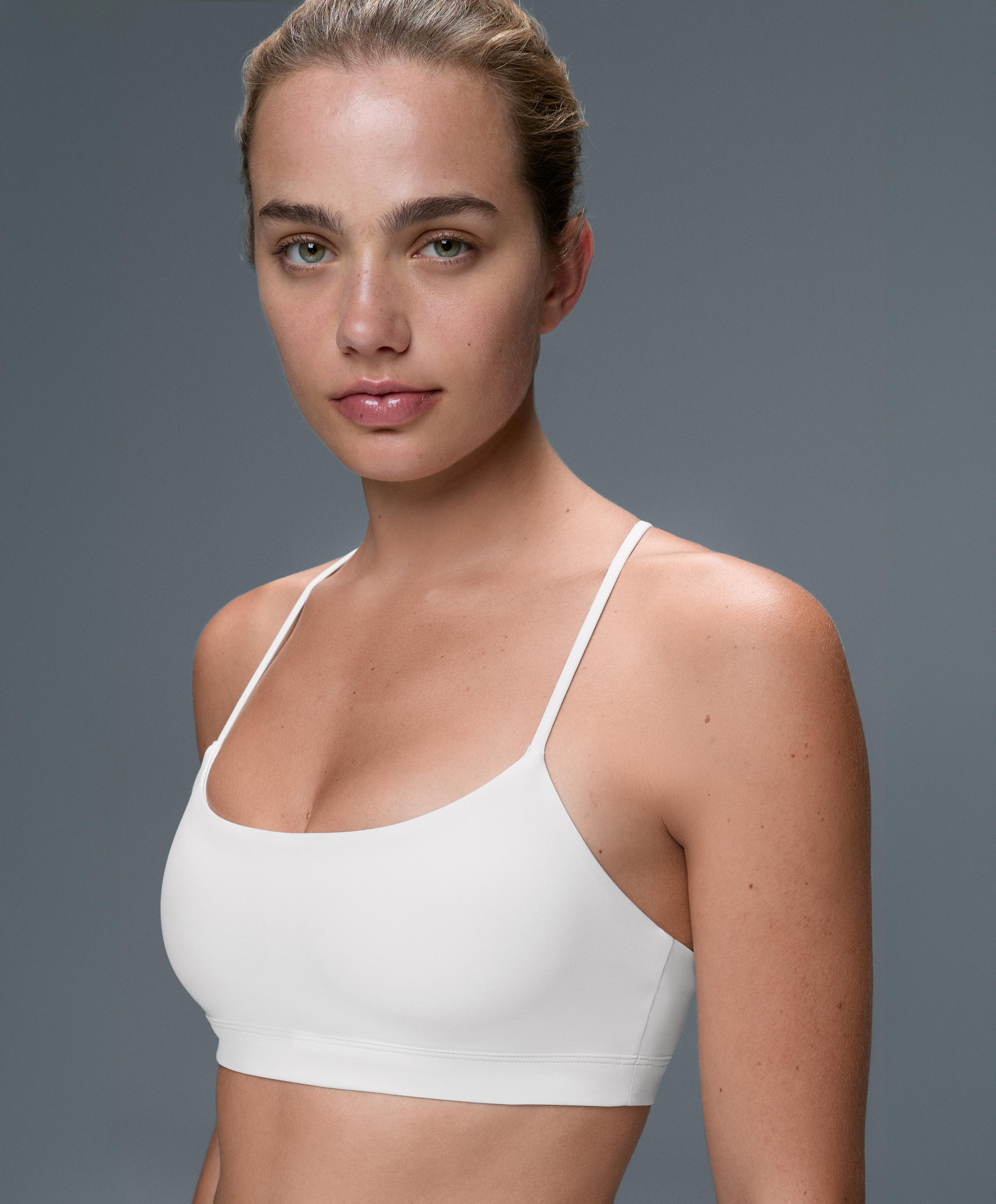Low-support Comfortlux sports bra with crossover straps — WHITE 