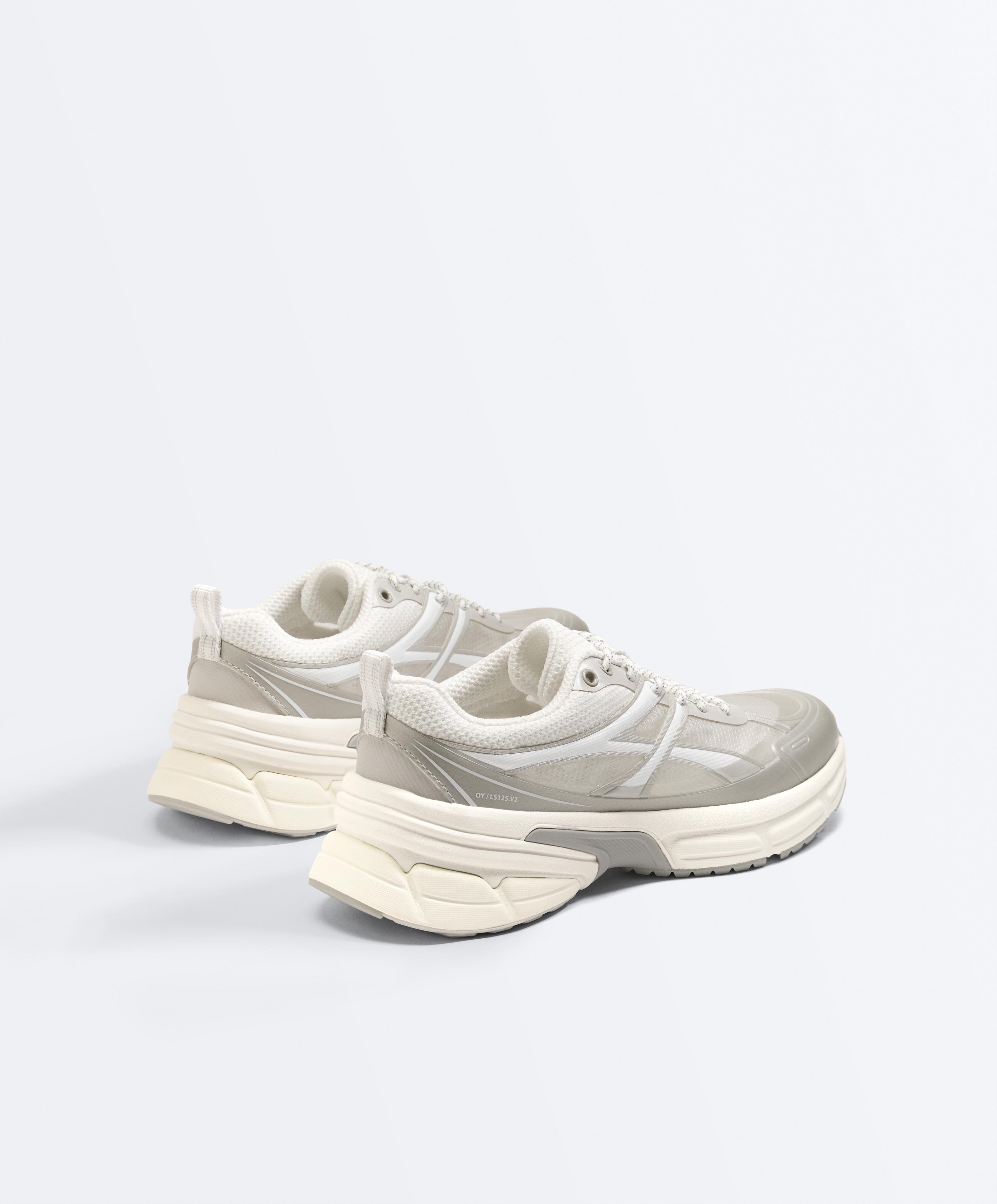 Running-style trainers — WHITE