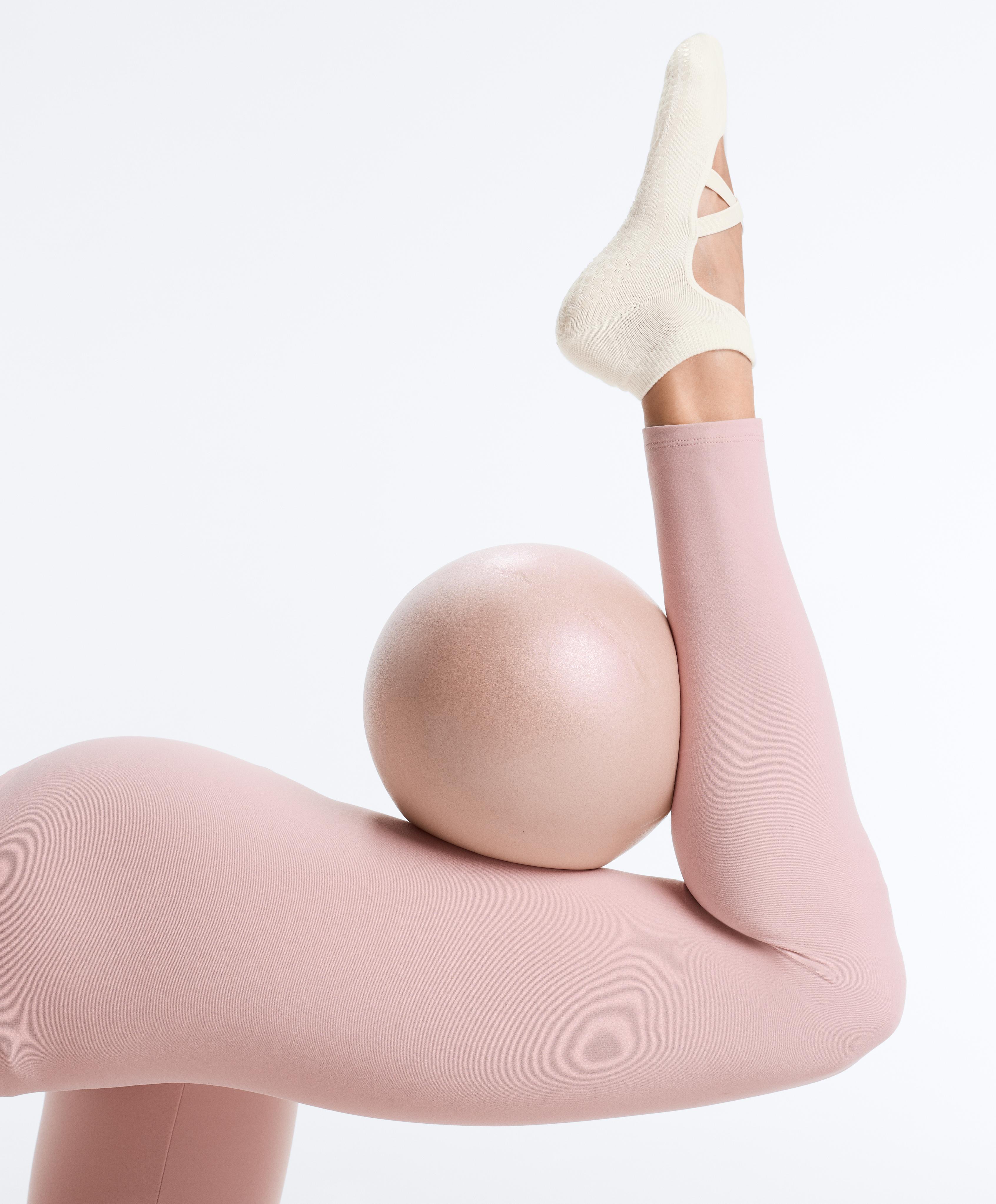 2 pairs of cotton blend yoga and Pilates socks with crossover straps — PALE PINK