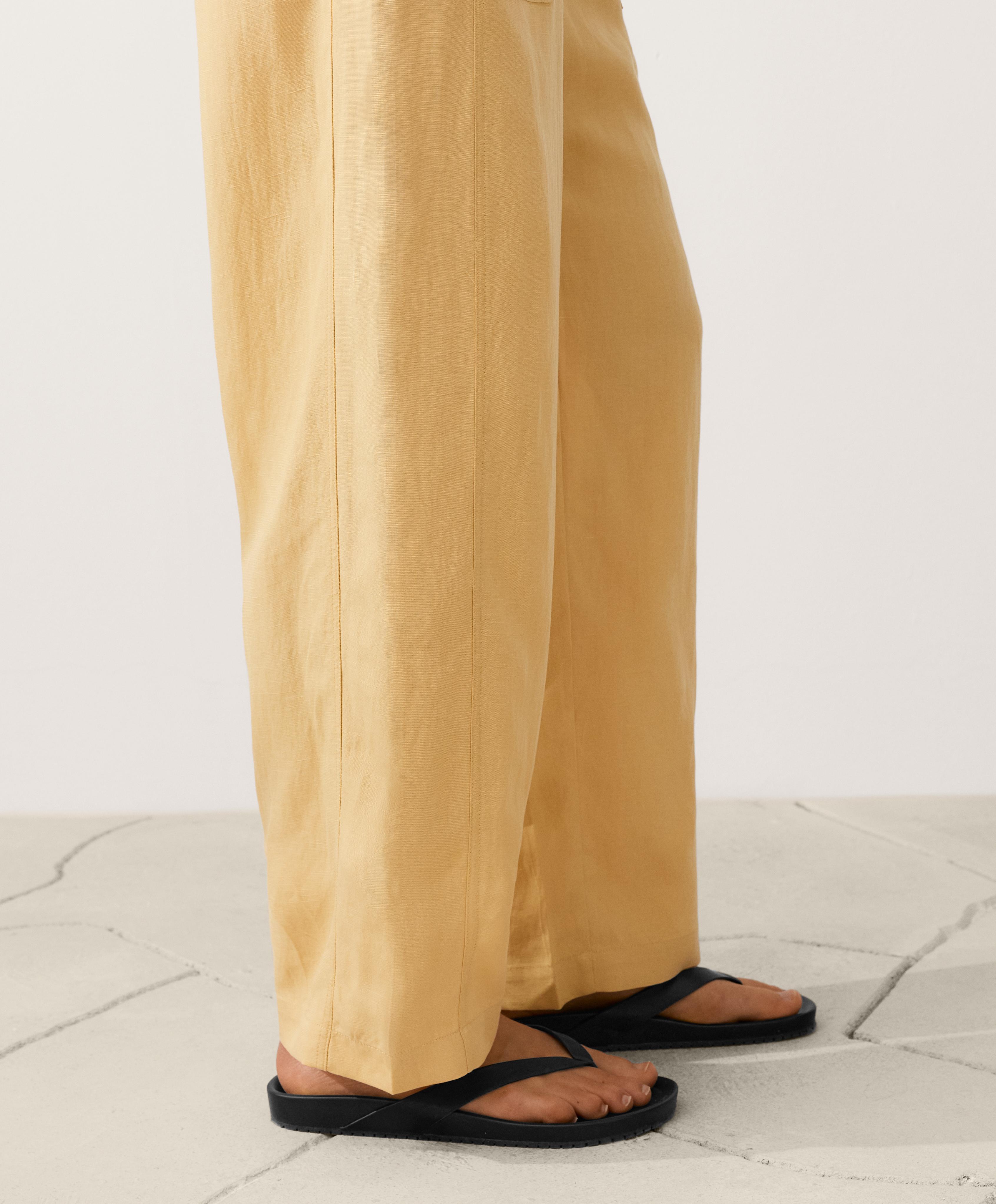 Lyocell blend and 24% linen straight trousers — MID-YELLOW