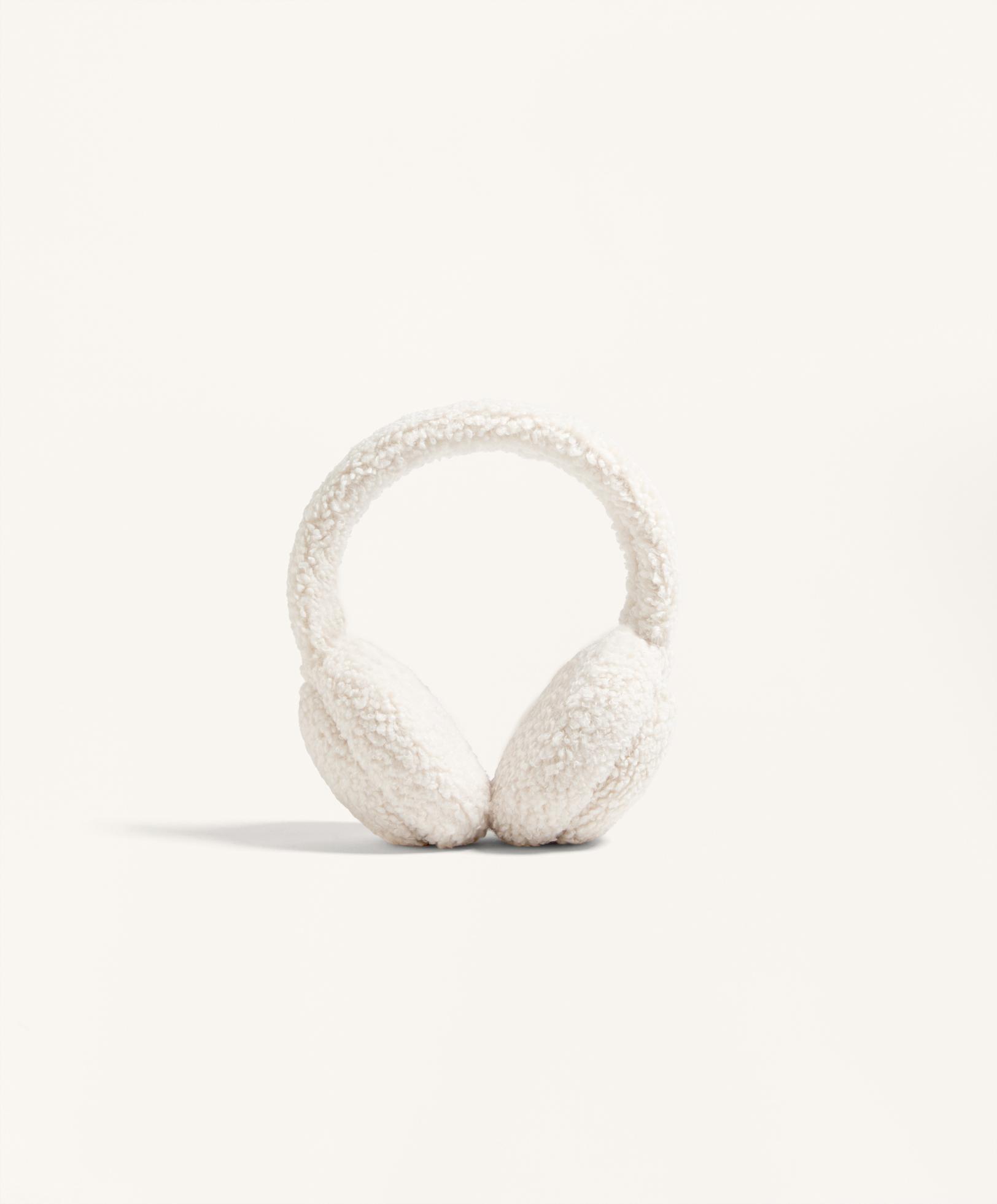 Faux-shearling-style ear muffs Faux-shearling-style ear muffs
