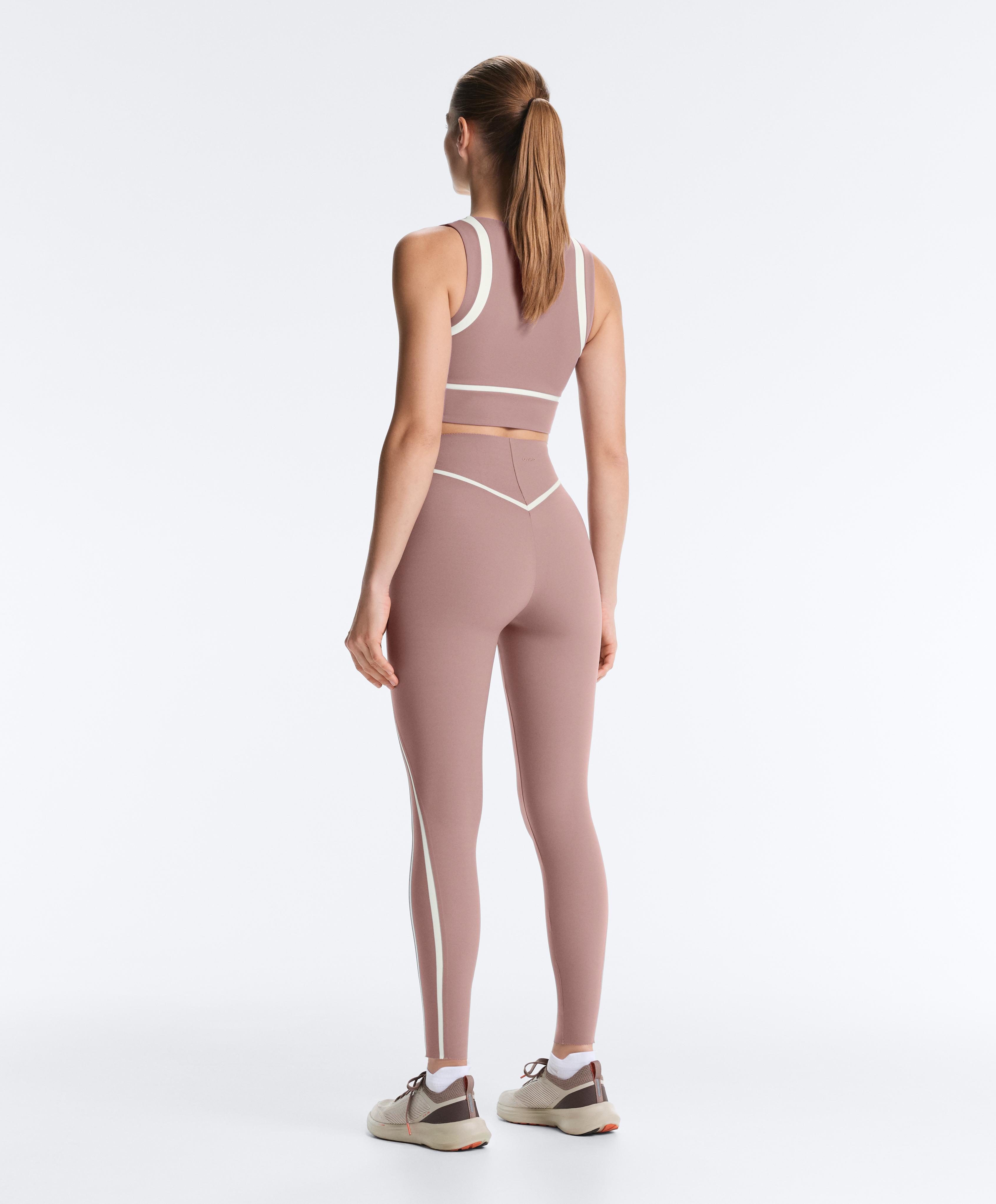 Compressive contrast tank top — DARK LILAC