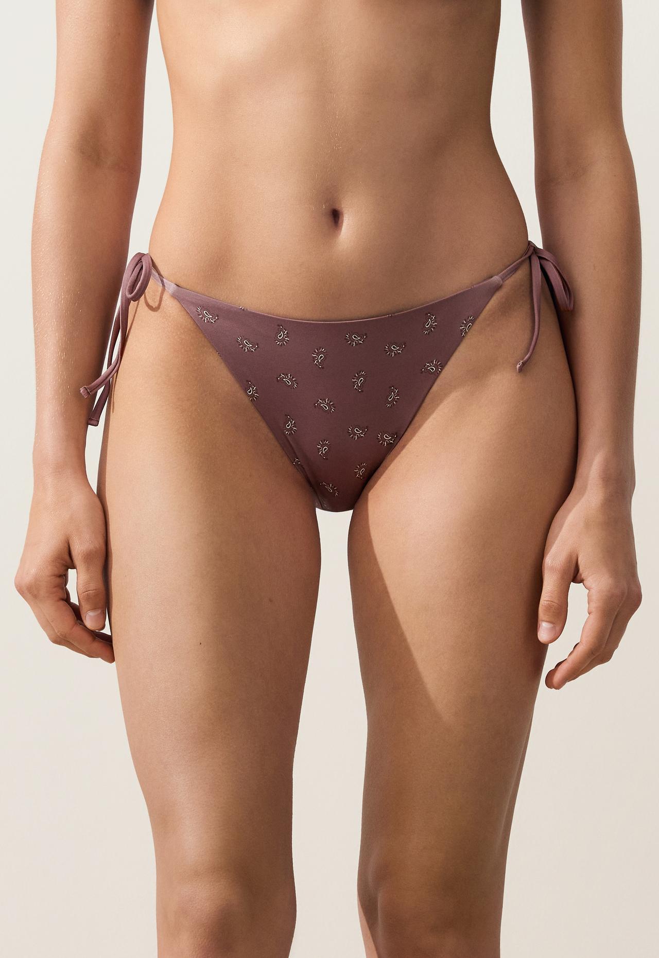 Medium-coverage bandana-print tie bikini briefs — DARK BROWN