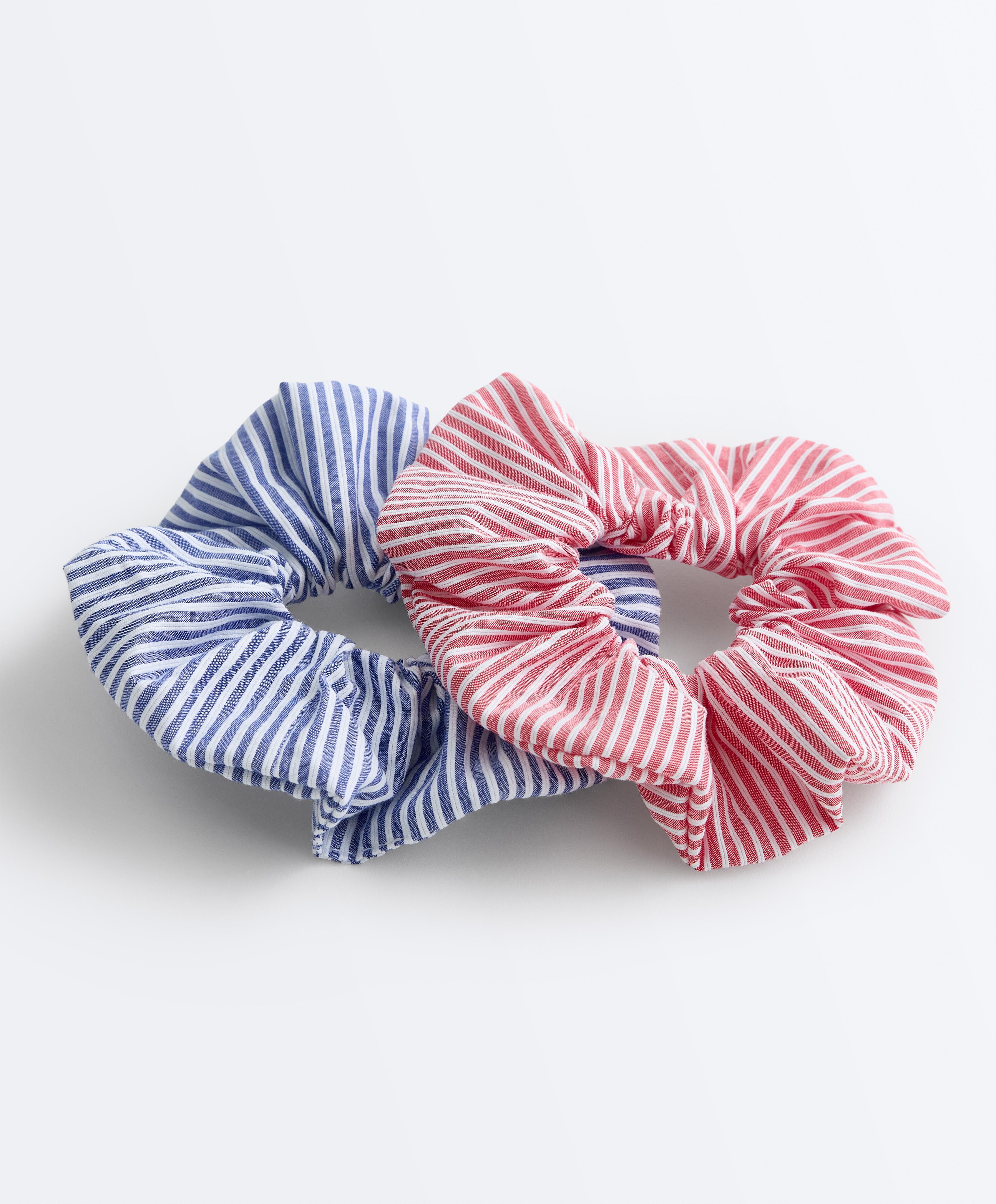 2 striped scrunchies 2 striped scrunchies