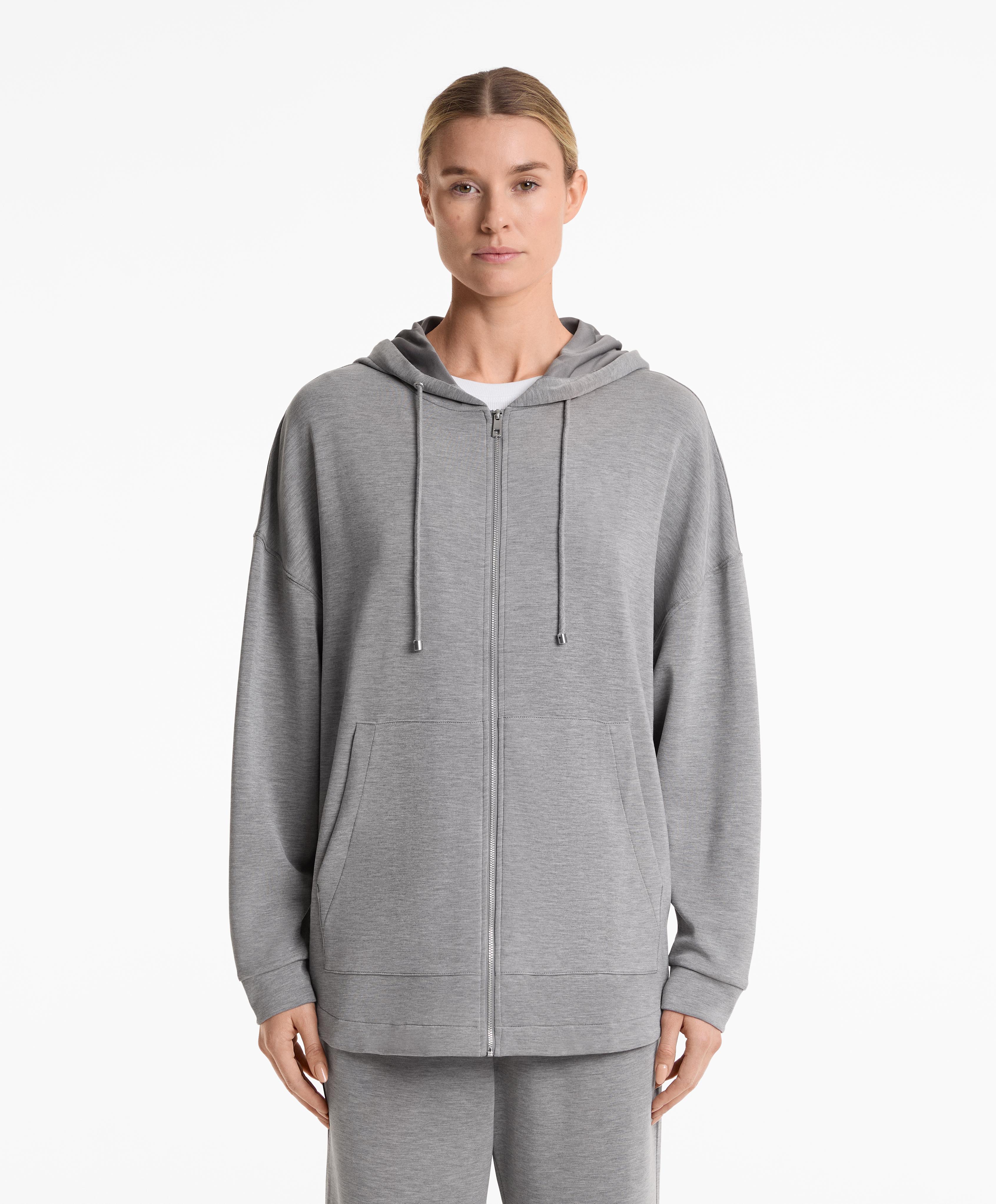 سويت شيرت قياس كبير بغطاء رأس ممزوج بالمودال ناعم الملمس - تخفيضات سويت شيرت قياس كبير بغطاء رأس ممزوج بالمودال ناعم الملمس - تخفيضات