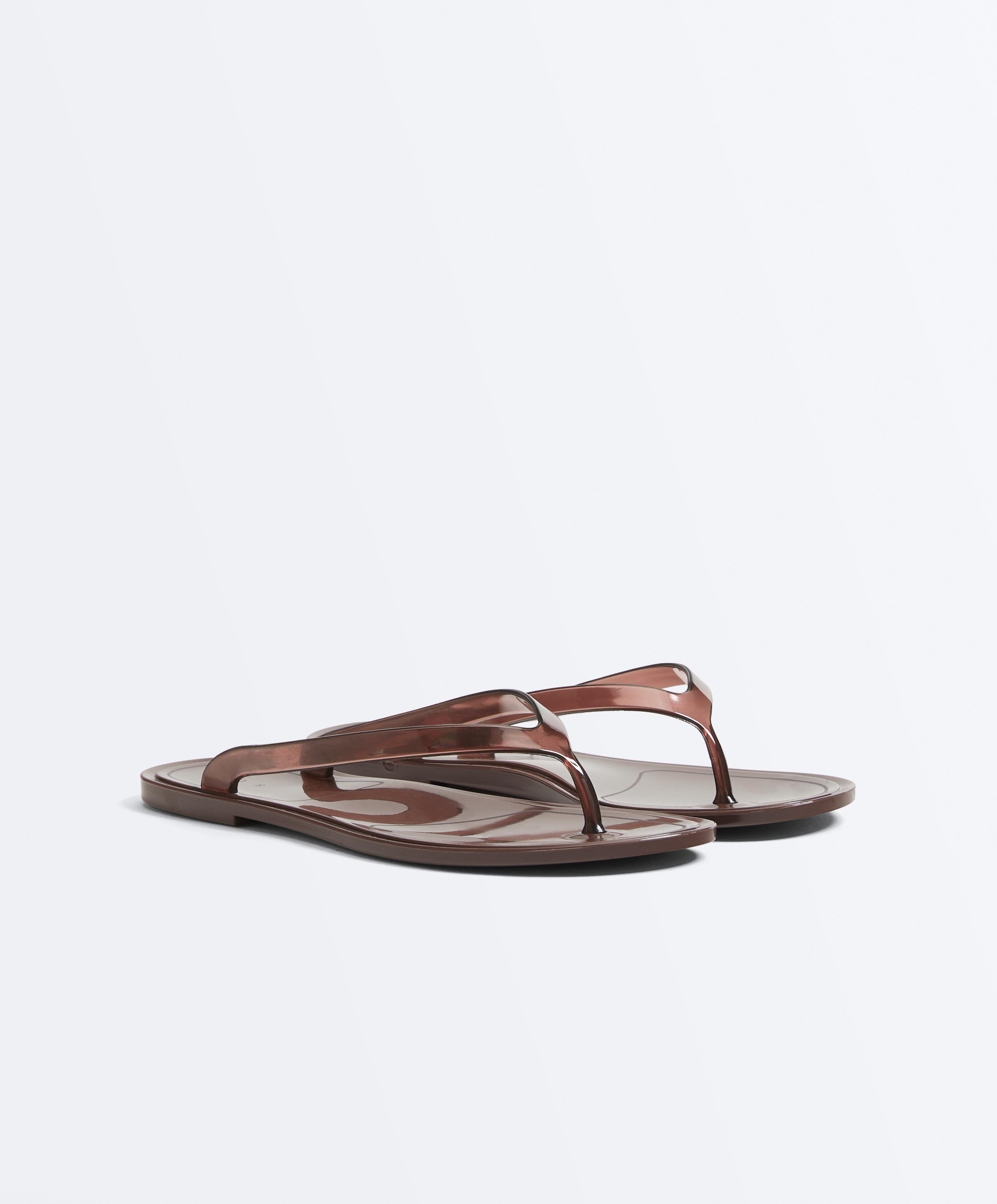 Sandales de bain effet translucide