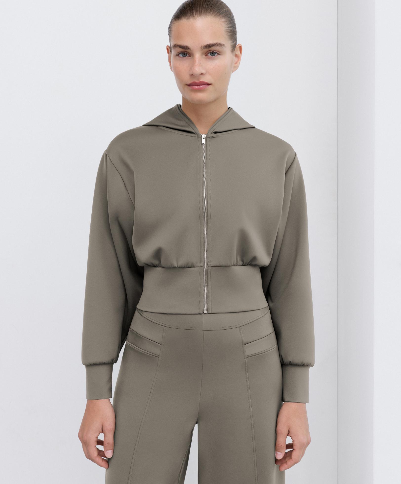 Μπουφάν με εφέ νεοπρέν με κουκούλα Μπουφάν με εφέ νεοπρέν με κουκούλα