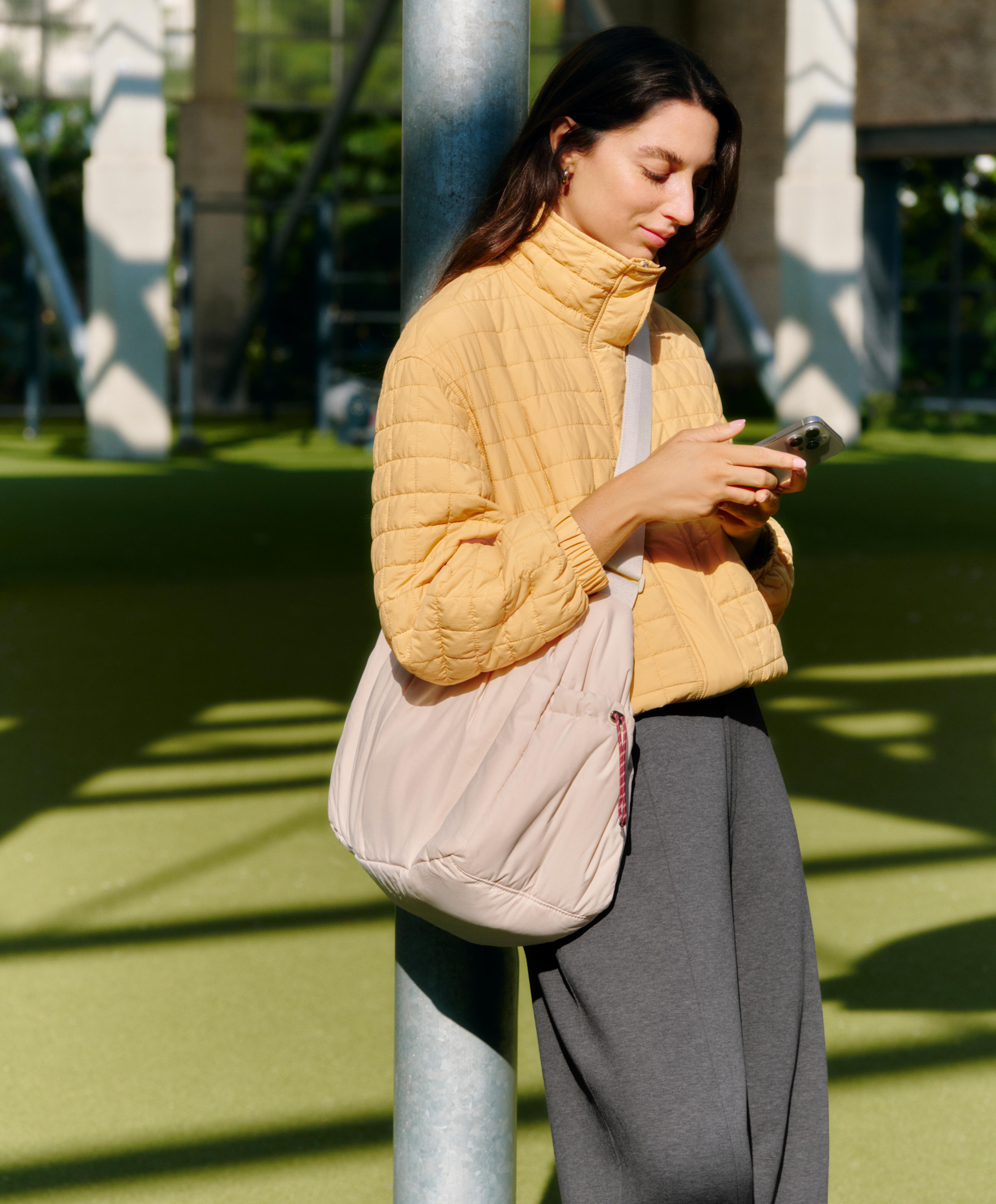Short FELLEX® AEROGEL padded jacket — OCHRE