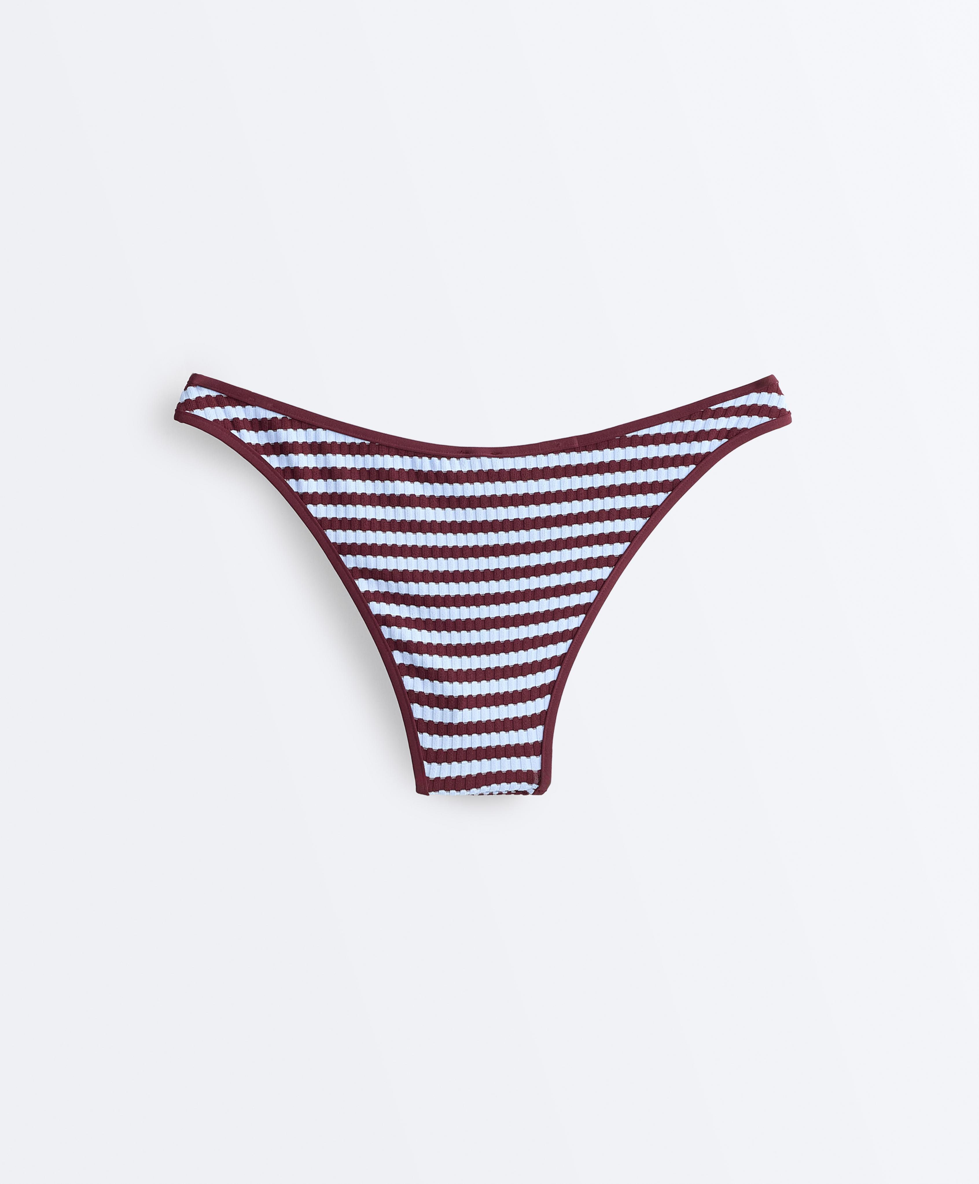 Textured stripe U-cut medium-coverage bikini briefs — CHERRY